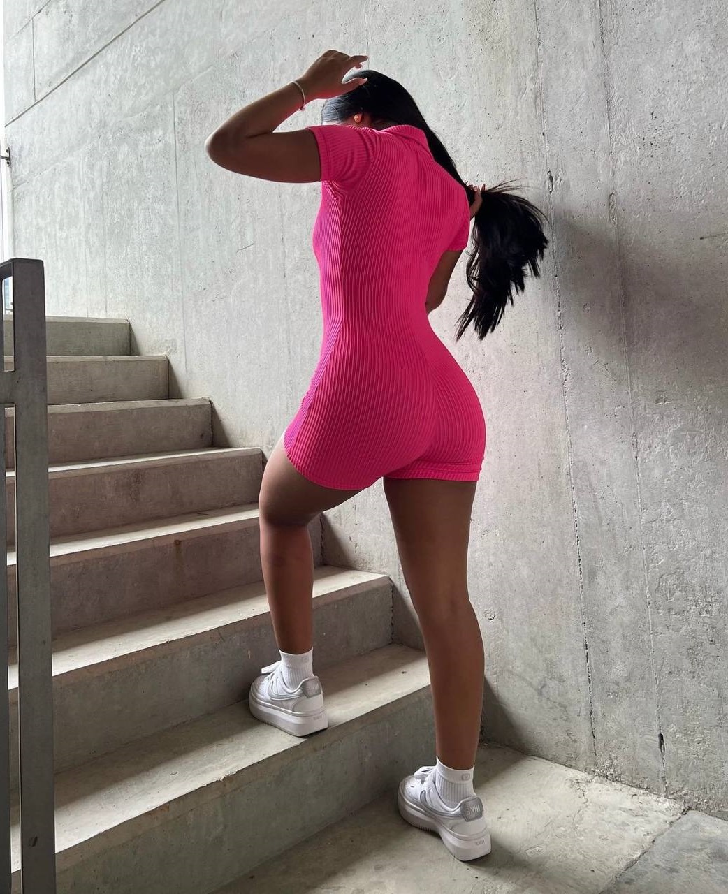 cf4b61f1-20b1-11ef-ad8d-166b0be12ee5_1