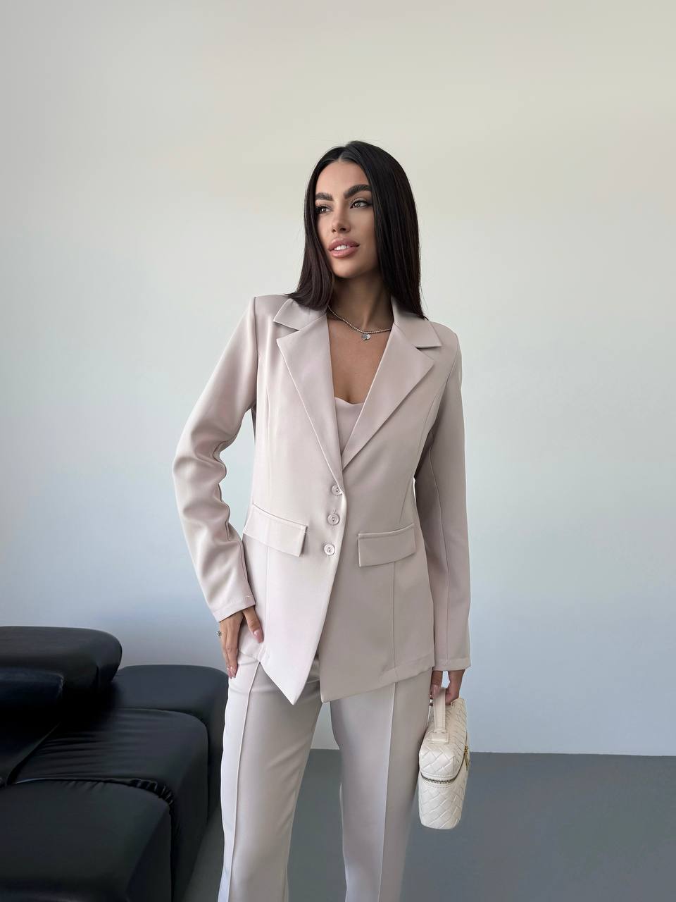 d02f48ed-7f39-11f0-8624-dee18ff4e8c0_1