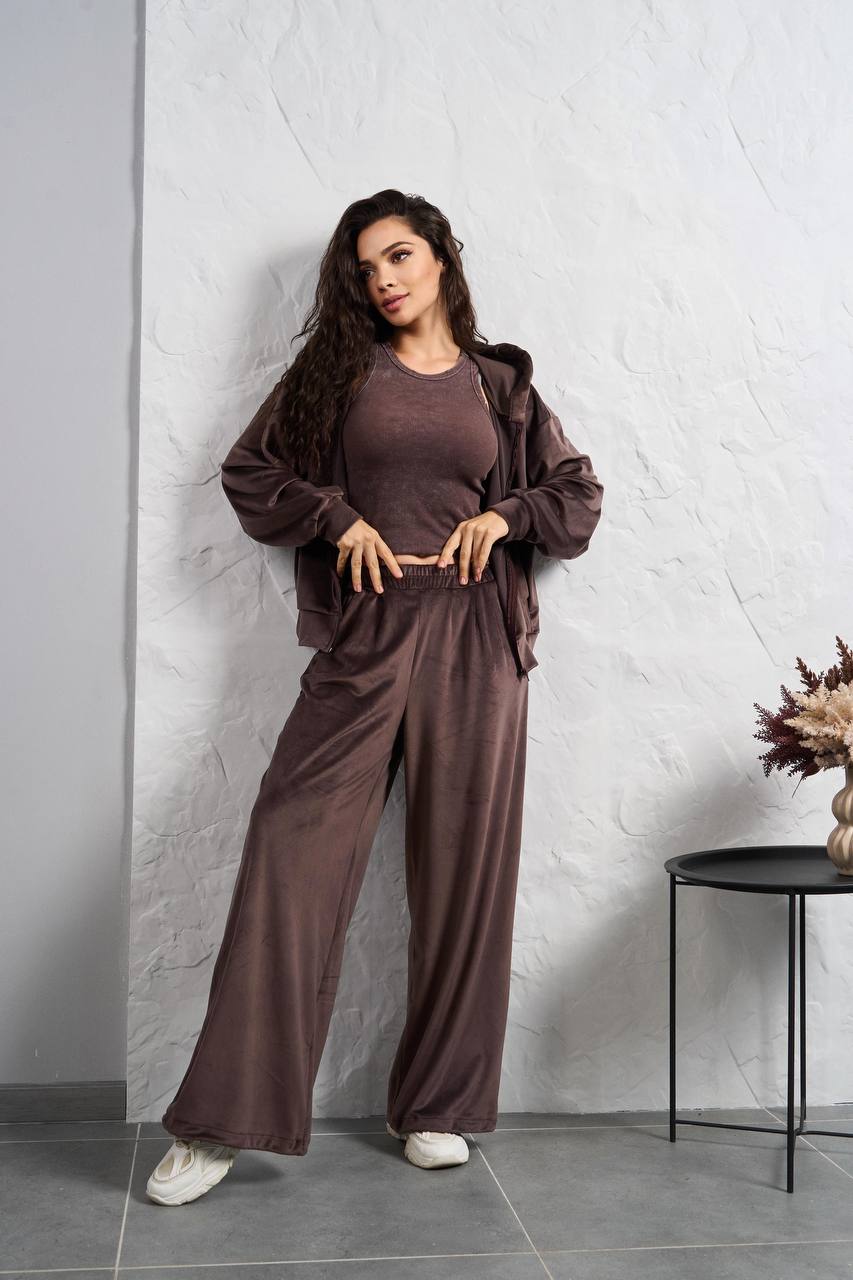 d077b7c0-90b9-11f0-8624-dee18ff4e8c0_1