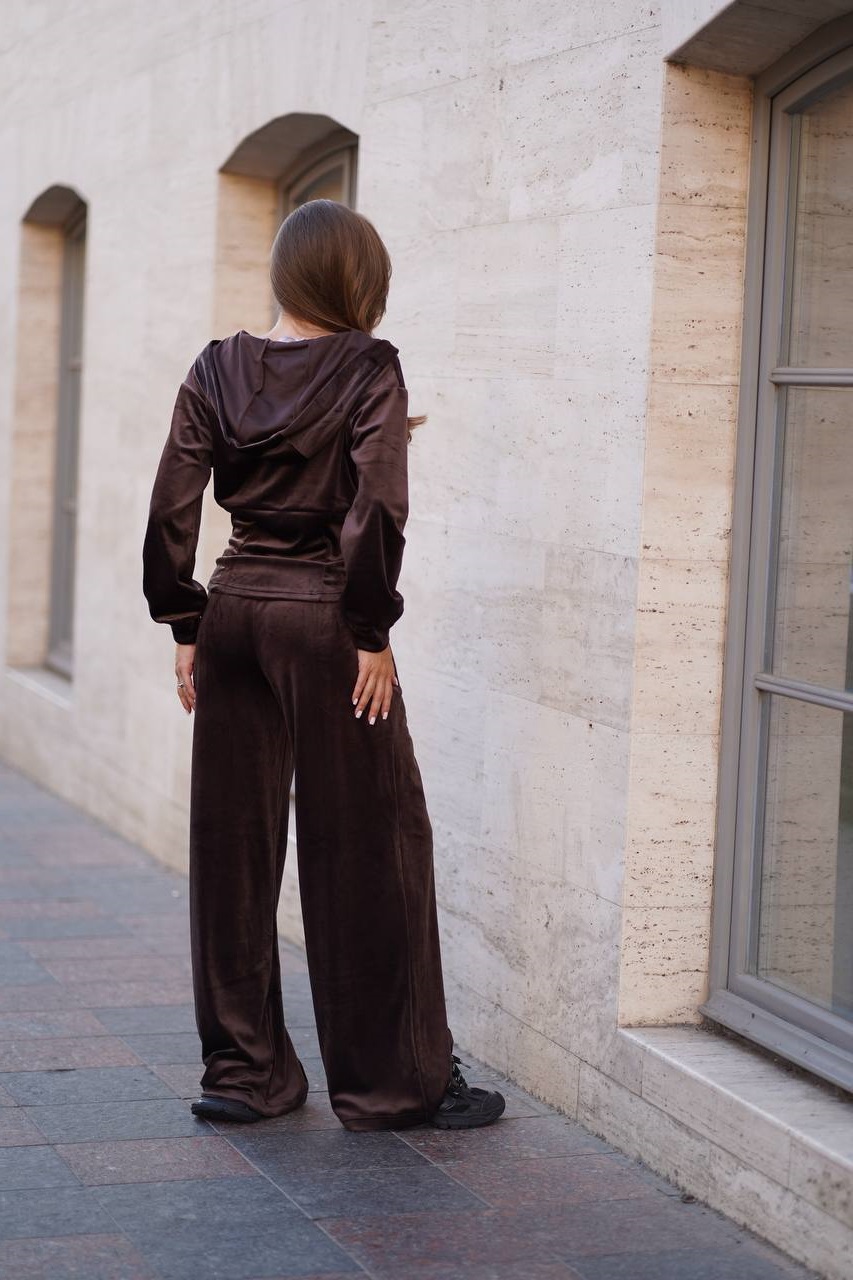 d095a2f6-7c66-11f0-8624-dee18ff4e8c0_3