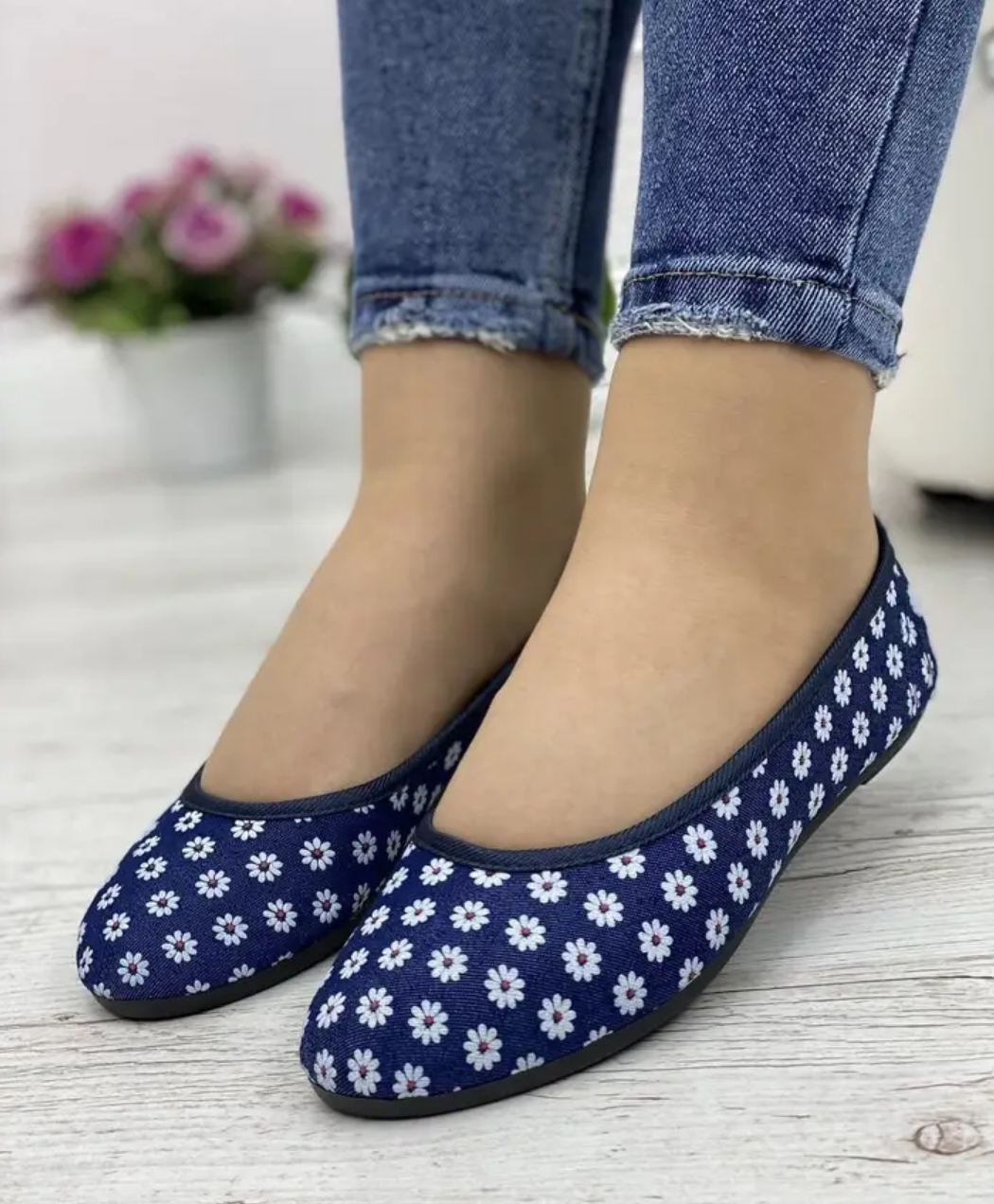 d0ef1a3b-111f-11f0-8621-dee18ff4e8c0_1