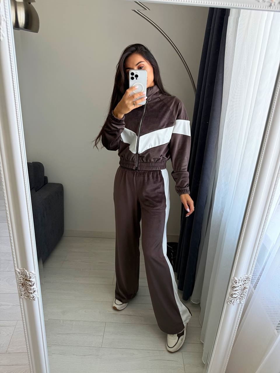 d12f79ce-414a-11f0-8622-dee18ff4e8c0_1