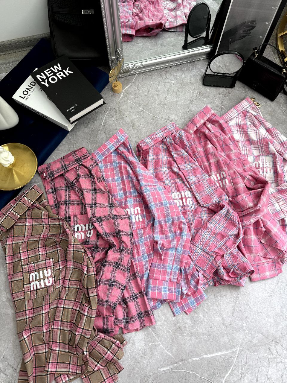 d225ed07-58fb-11f0-8622-dee18ff4e8c0_1