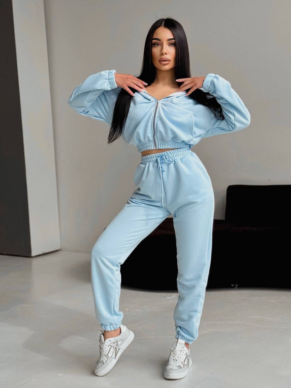 d27ca6c6-2013-11f0-8622-dee18ff4e8c0_1