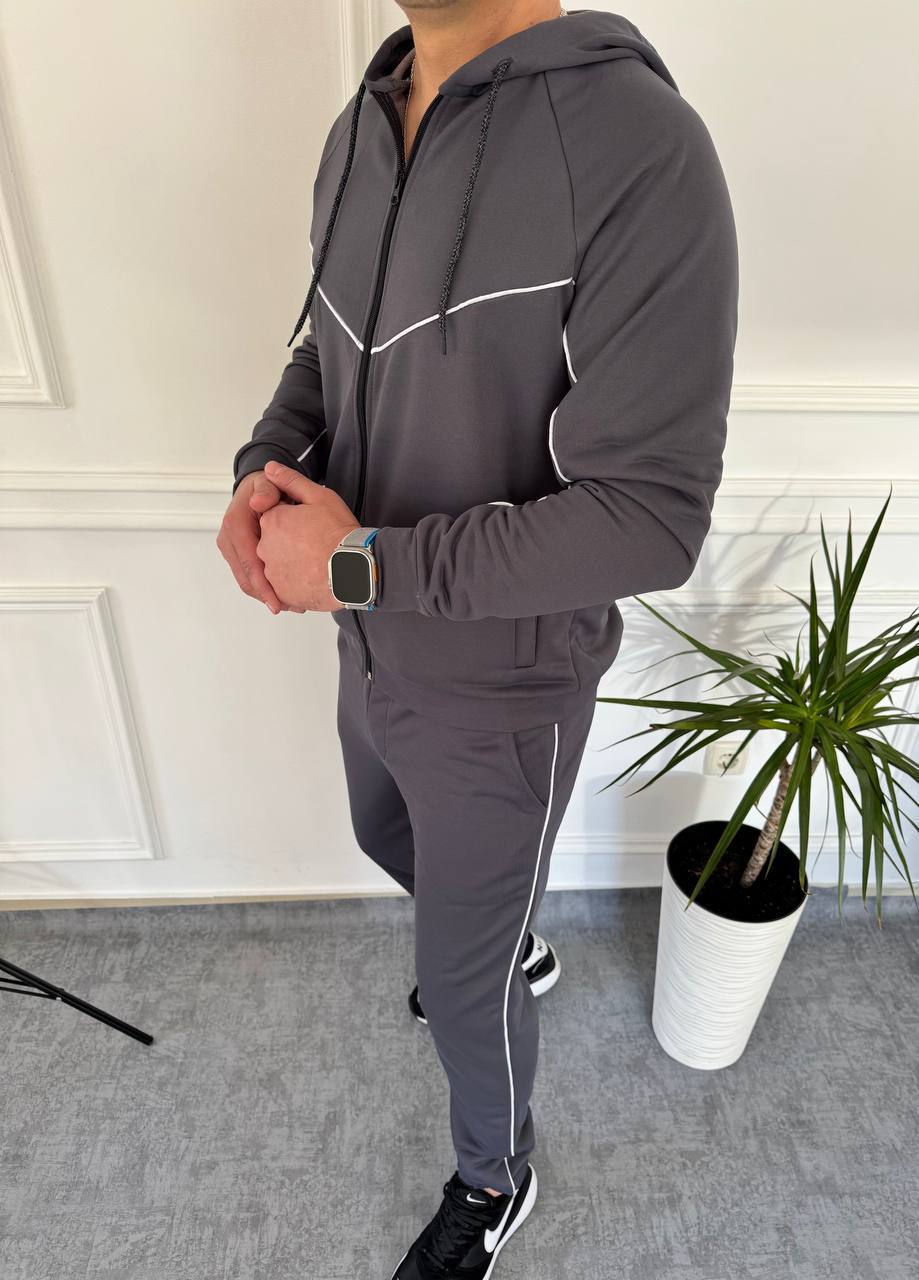 d30038d8-3fd5-11f0-8622-dee18ff4e8c0_1