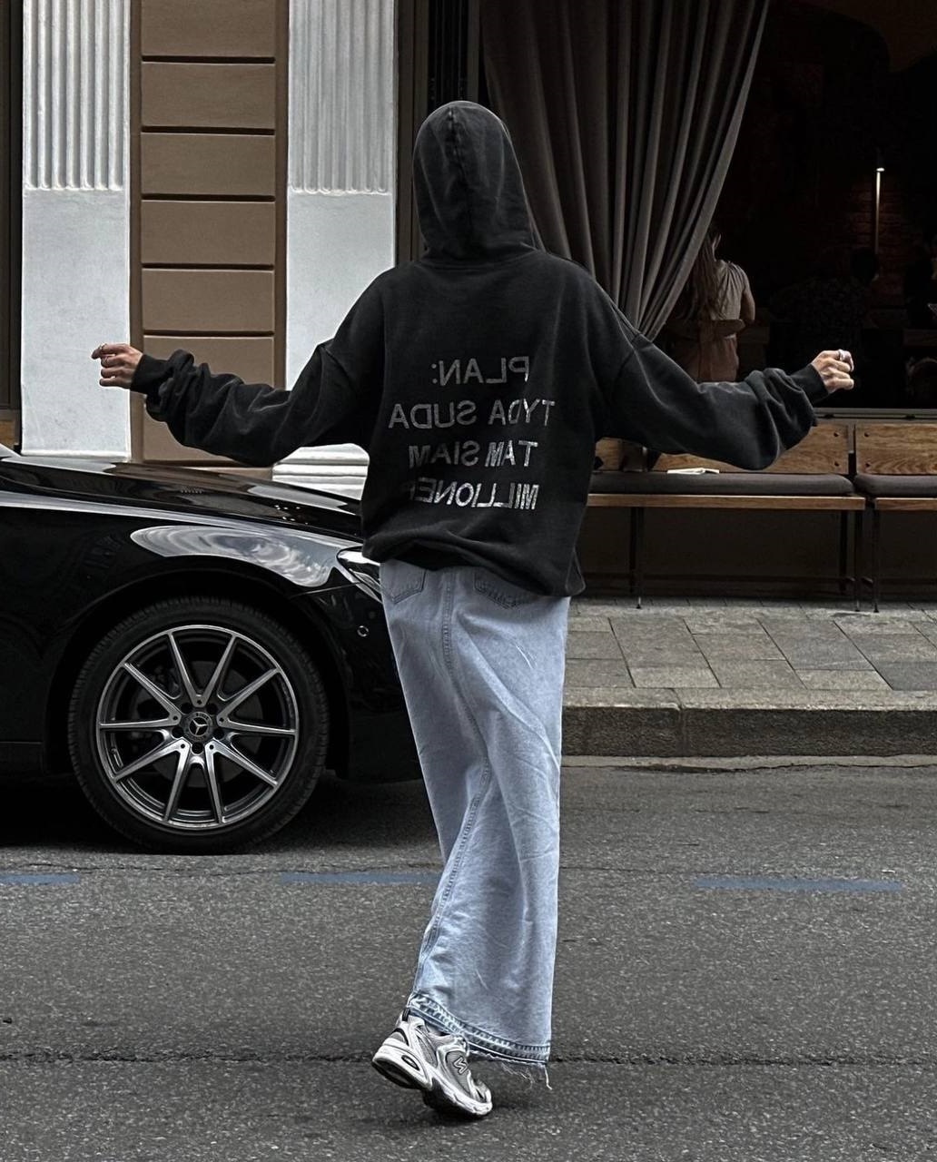 d363443e-9bd2-11ee-ad3f-166b0be12ee5_1