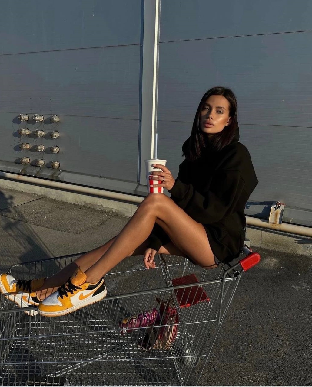 d3634445-9bd2-11ee-ad3f-166b0be12ee5_2