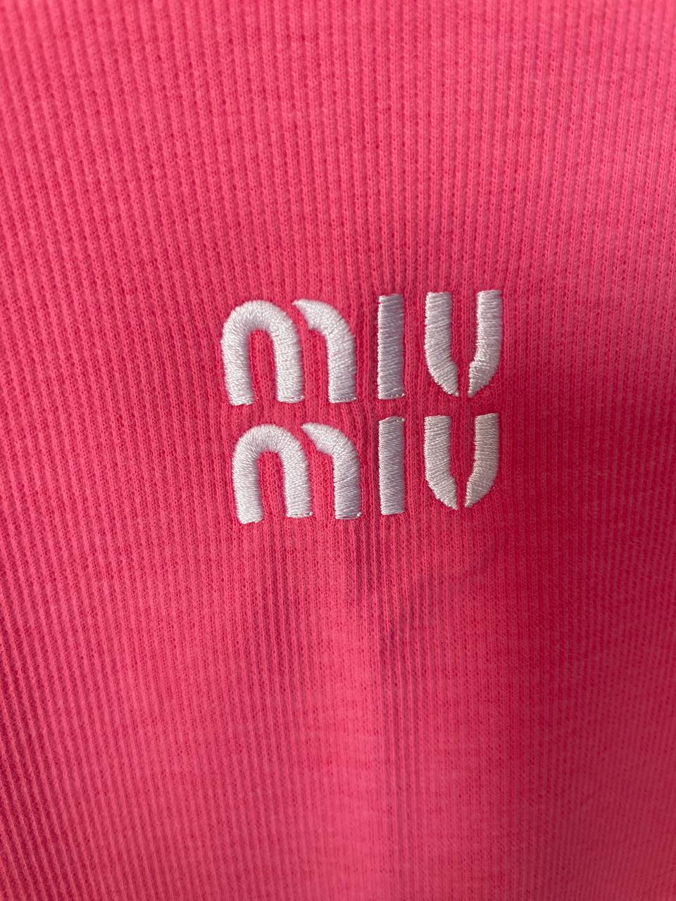 d502c052-4169-11f0-8622-dee18ff4e8c0_3