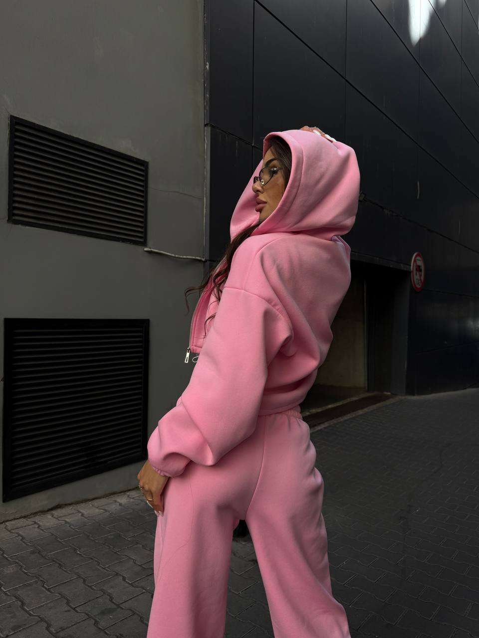 d54b4062-4434-11f0-8622-dee18ff4e8c0_2