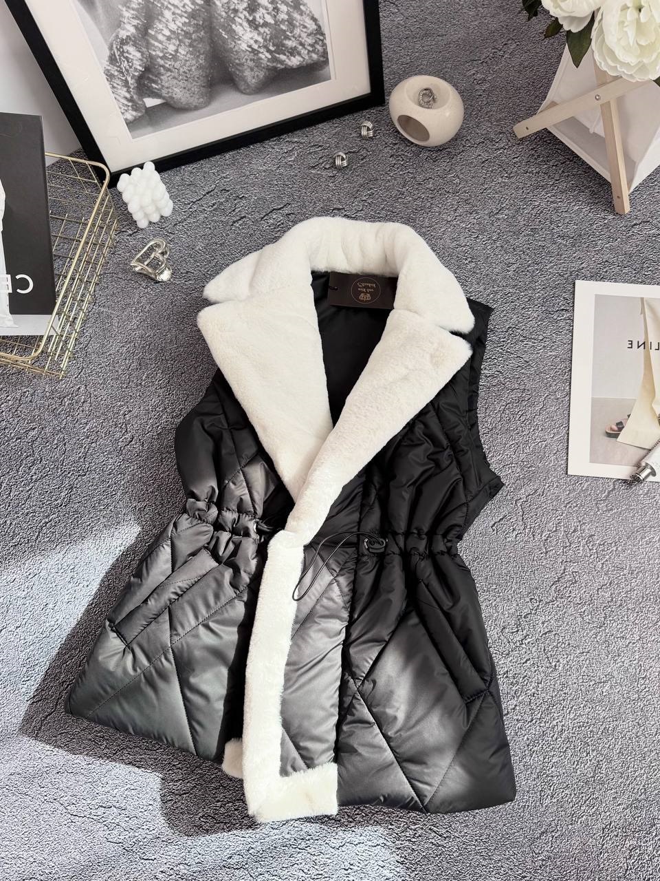 d5d9d2fd-87b0-11f0-8624-dee18ff4e8c0_1