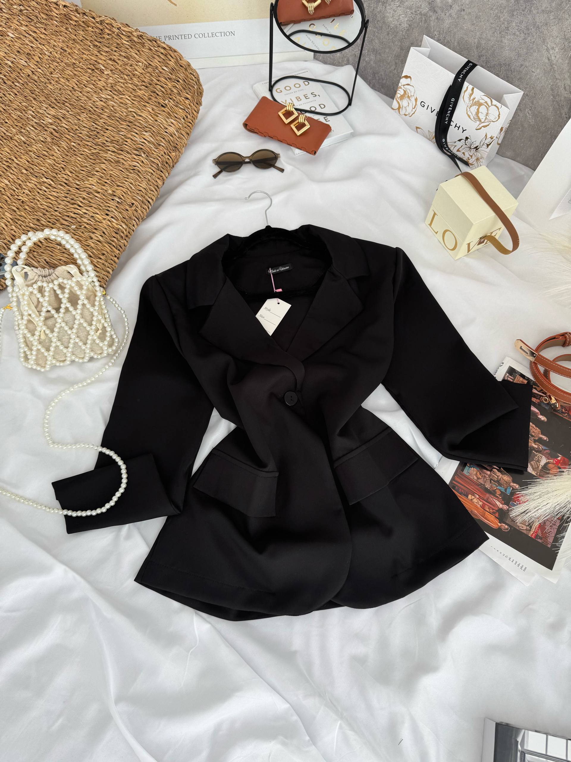 d7c12d86-42b1-11f0-8622-dee18ff4e8c0_2