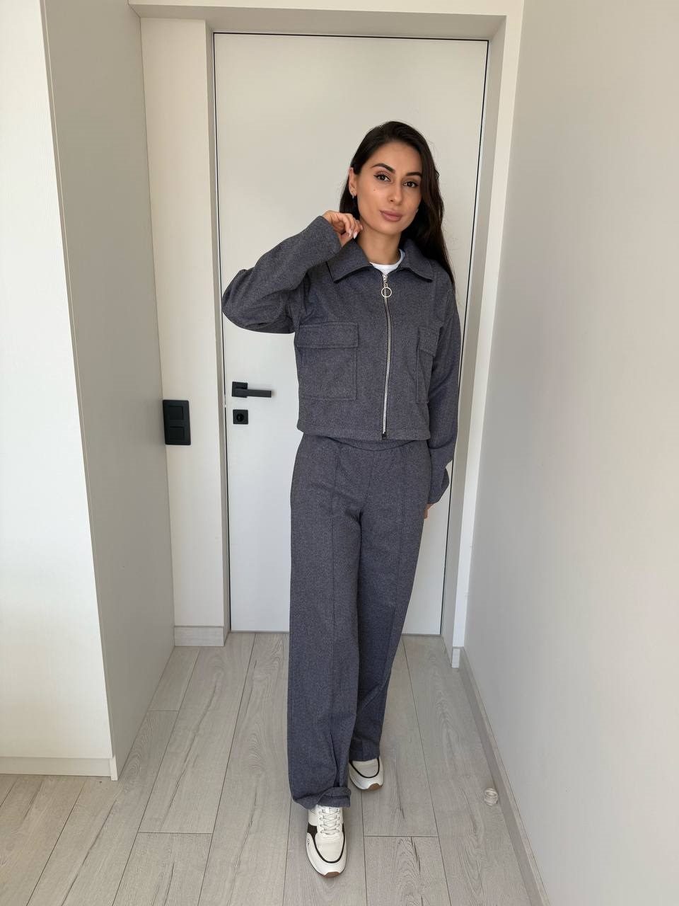 d7c84692-7f08-11f0-8624-dee18ff4e8c0_0