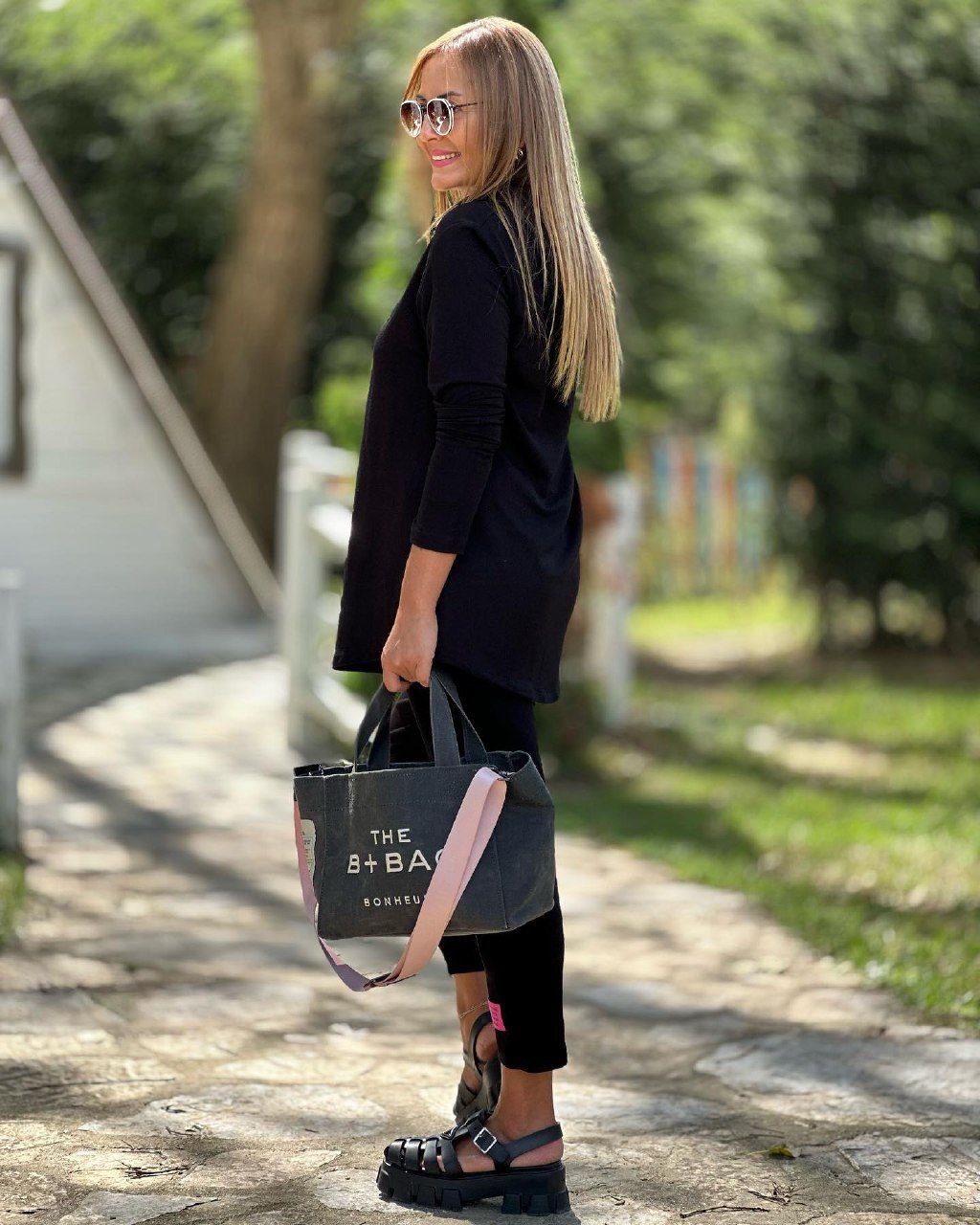 d91d78b2-0ce5-11f0-8621-dee18ff4e8c0_2