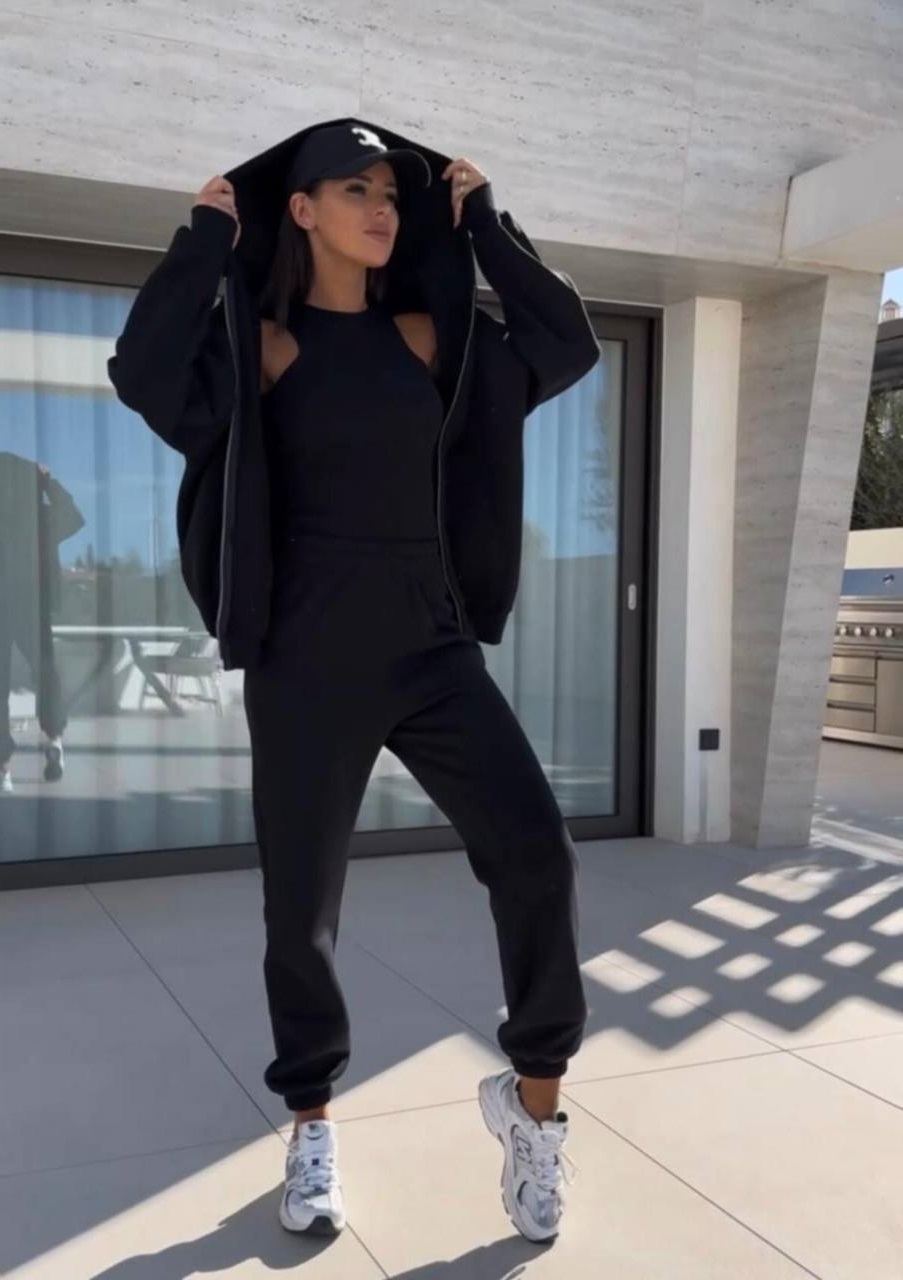 d999647a-c30f-11ee-ad4d-166b0be12ee5_0