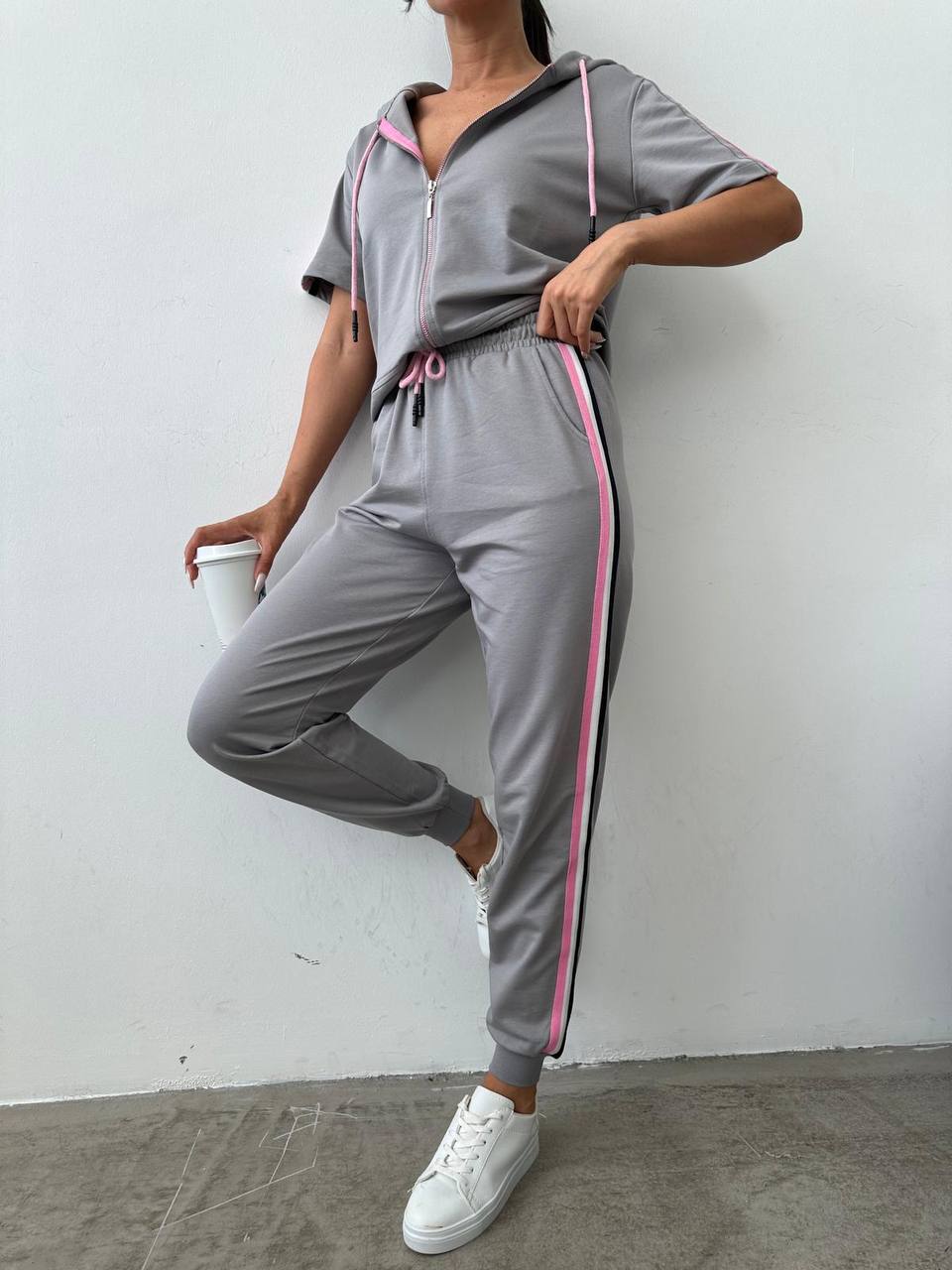 d9b7c77b-feae-11ef-8621-dee18ff4e8c0_2