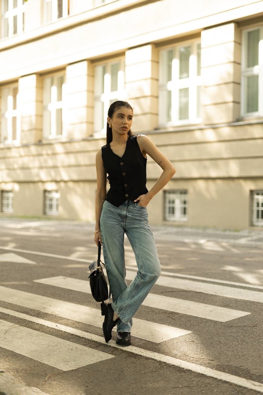 da7158c2-5993-11f0-8622-dee18ff4e8c0_1