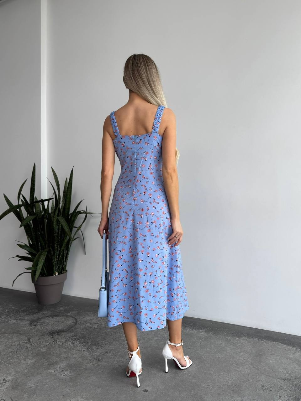 db778208-40ba-11f0-8622-dee18ff4e8c0_2