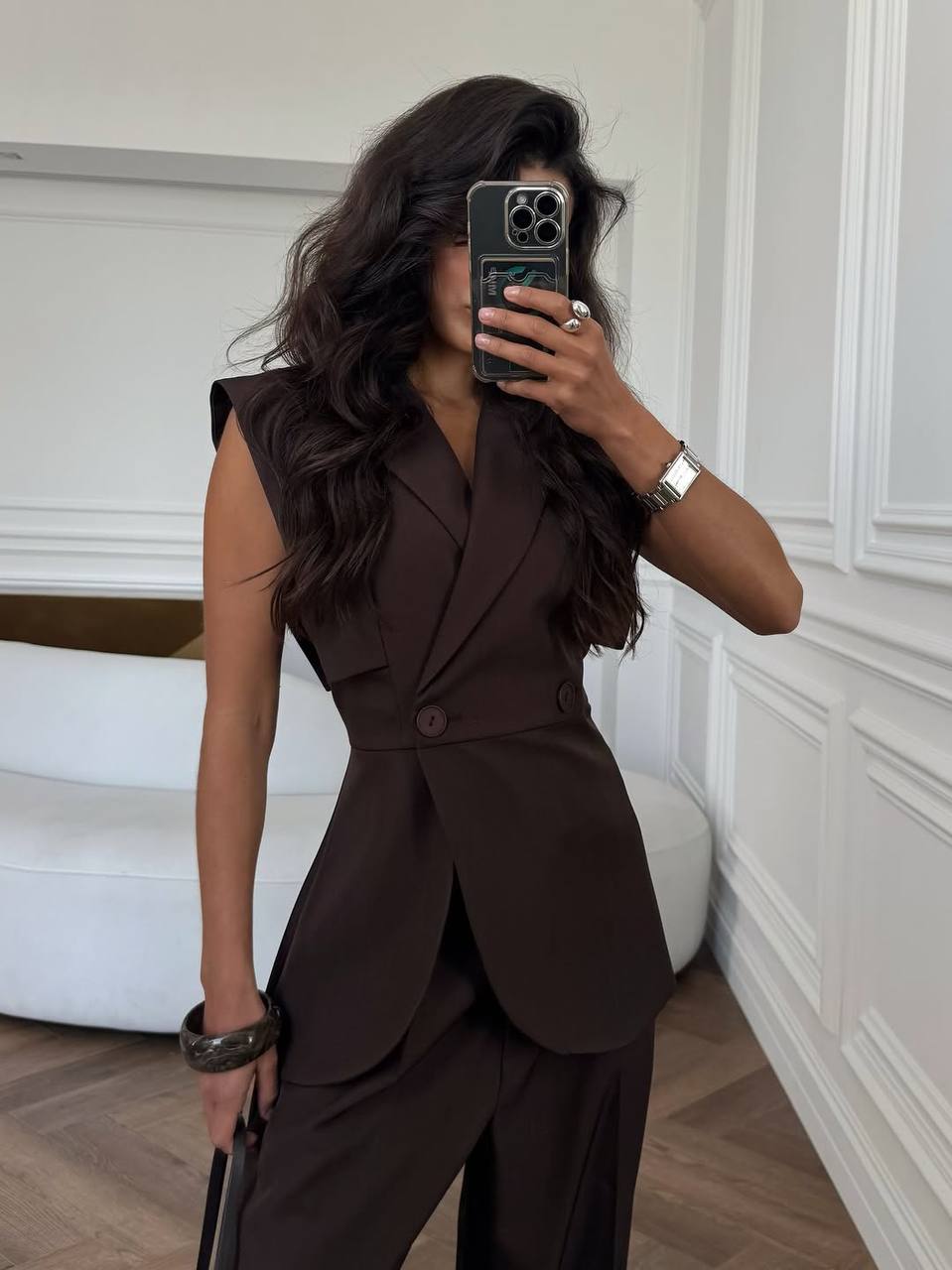 db891f20-698f-11f0-8624-dee18ff4e8c0_2