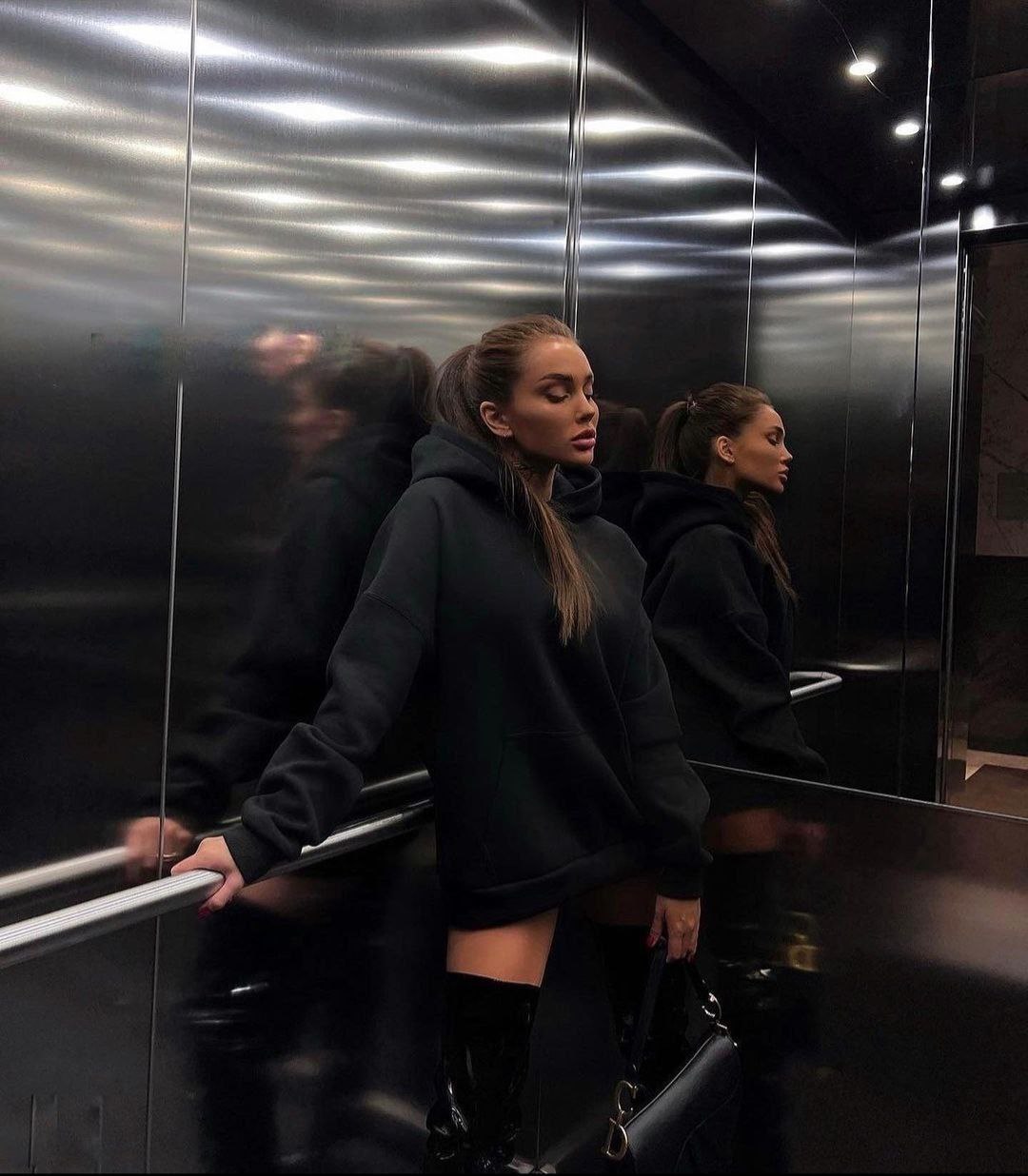 de360597-9ed8-11f0-8624-dee18ff4e8c0_1