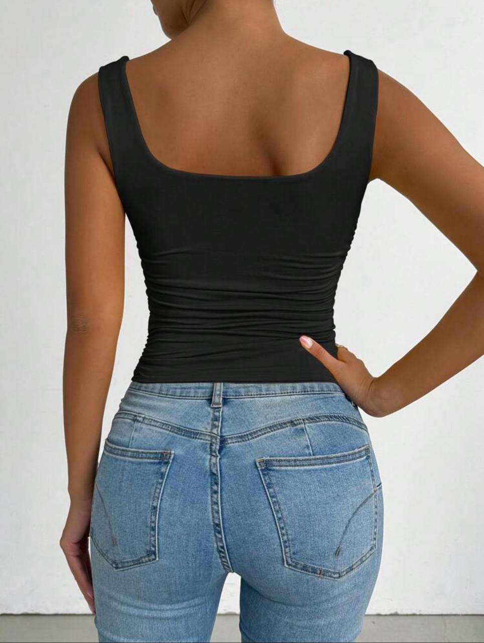 deb76a98-3ada-11f0-8622-dee18ff4e8c0_1