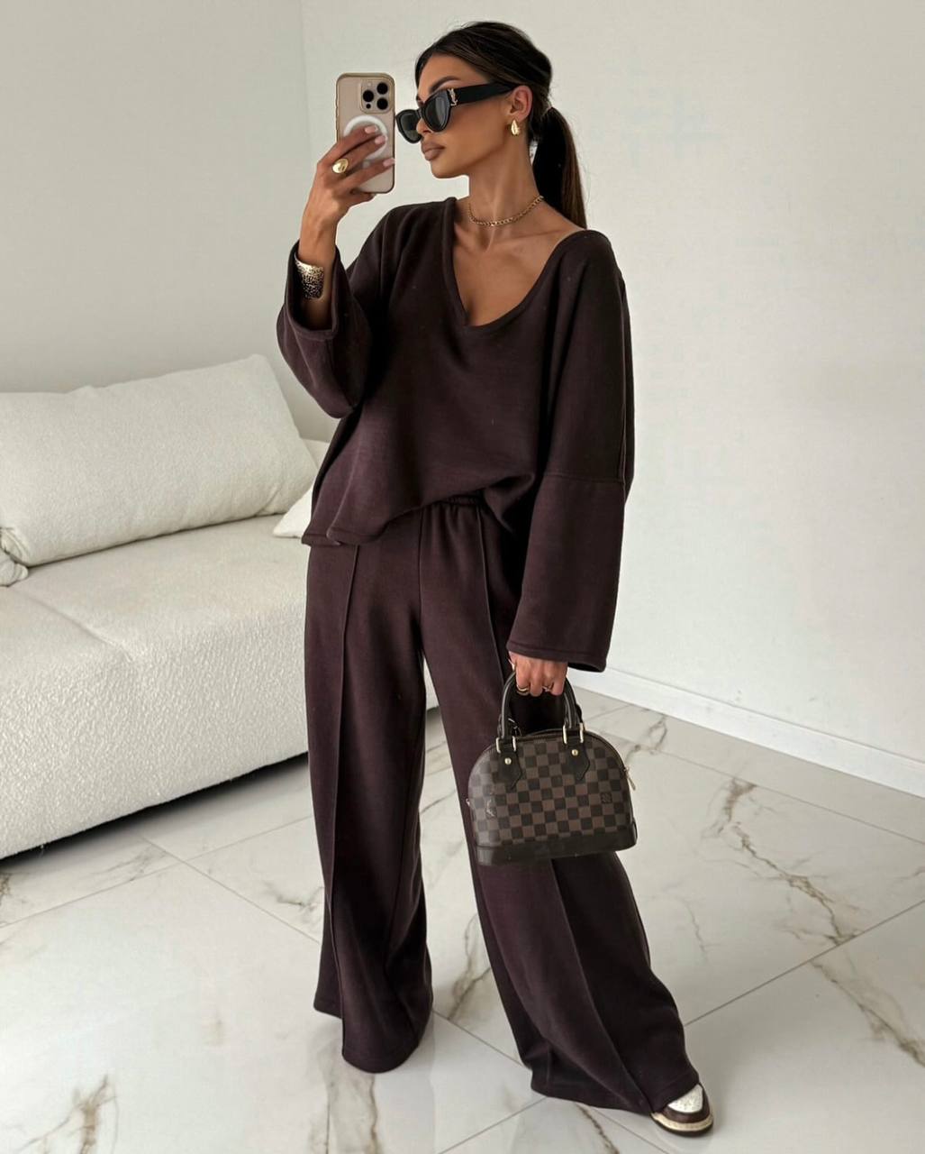 dee775dd-4493-11f0-8622-dee18ff4e8c0_1