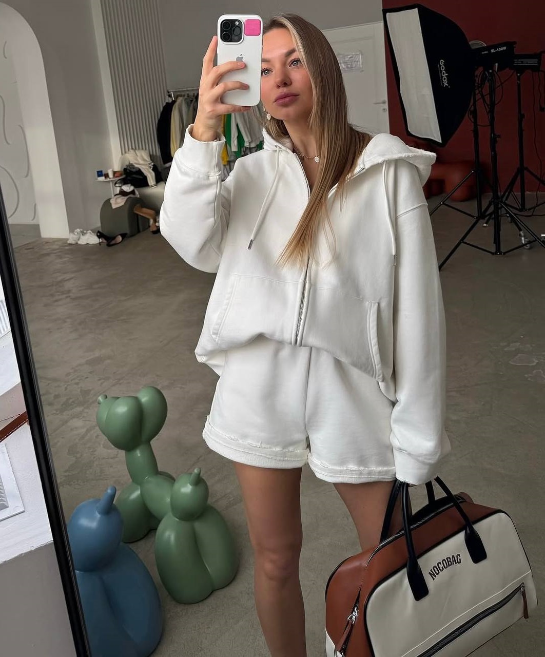 dfbe170b-fdee-11ef-8621-dee18ff4e8c0_0