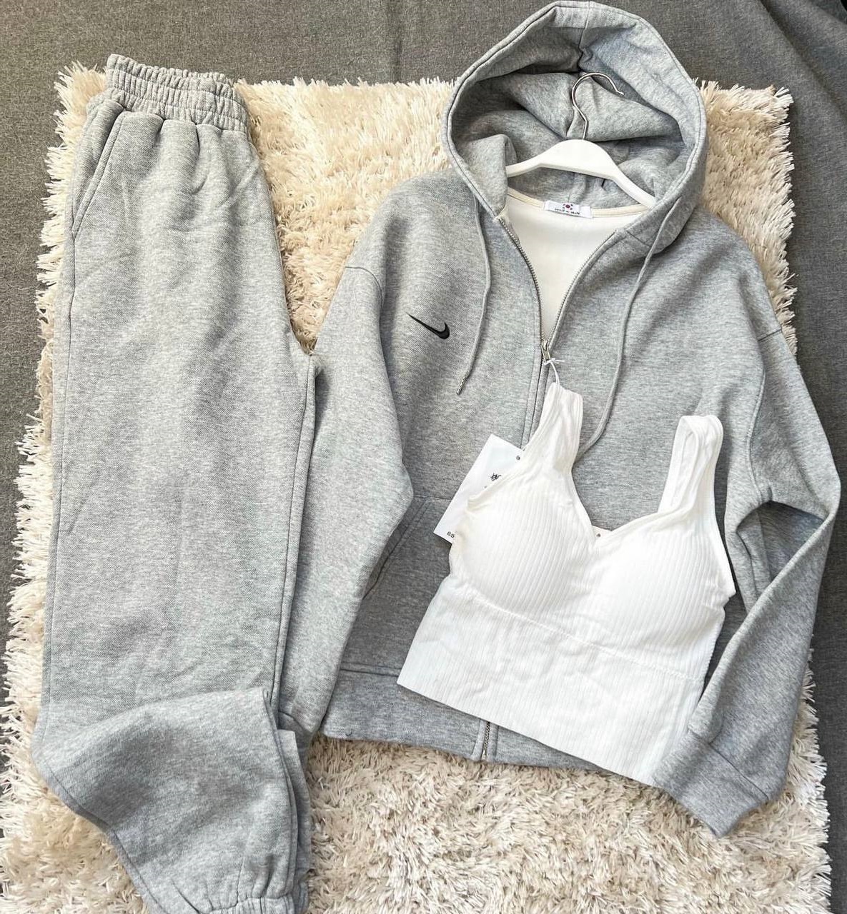 e0a17e45-c84c-11ee-ad4d-166b0be12ee5_1