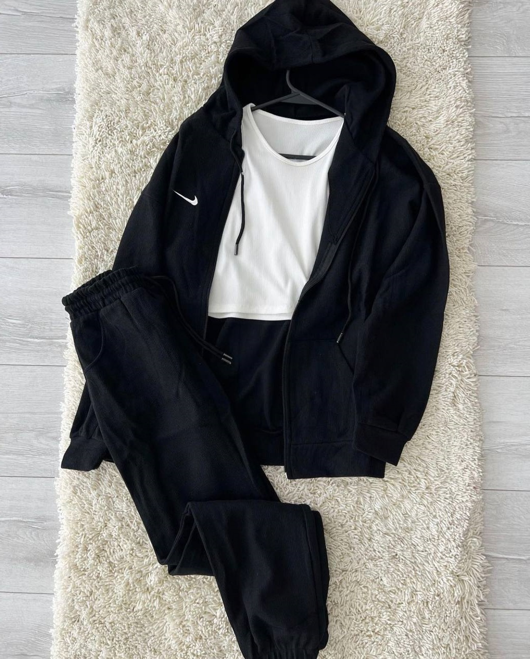 e0a17e4c-c84c-11ee-ad4d-166b0be12ee5_0