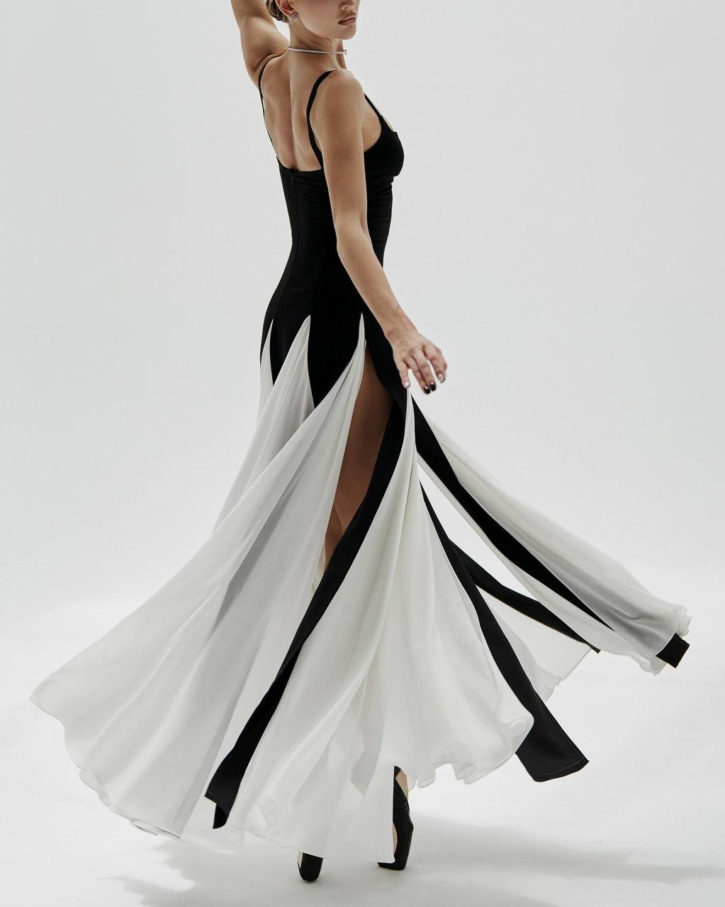 e0e723e8-49a3-11f0-8622-dee18ff4e8c0_1