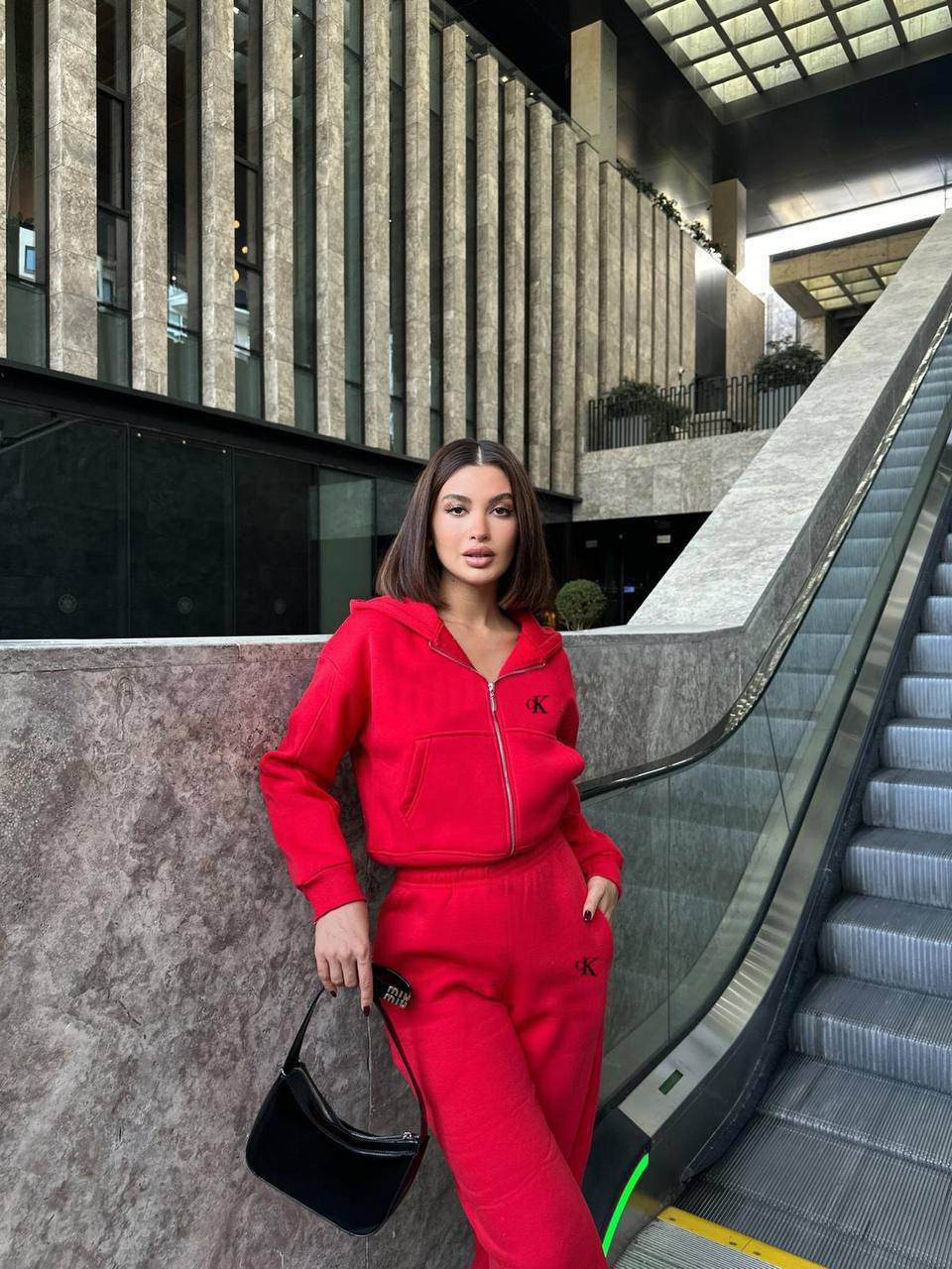 e1e5952c-9491-11f0-8624-dee18ff4e8c0_2