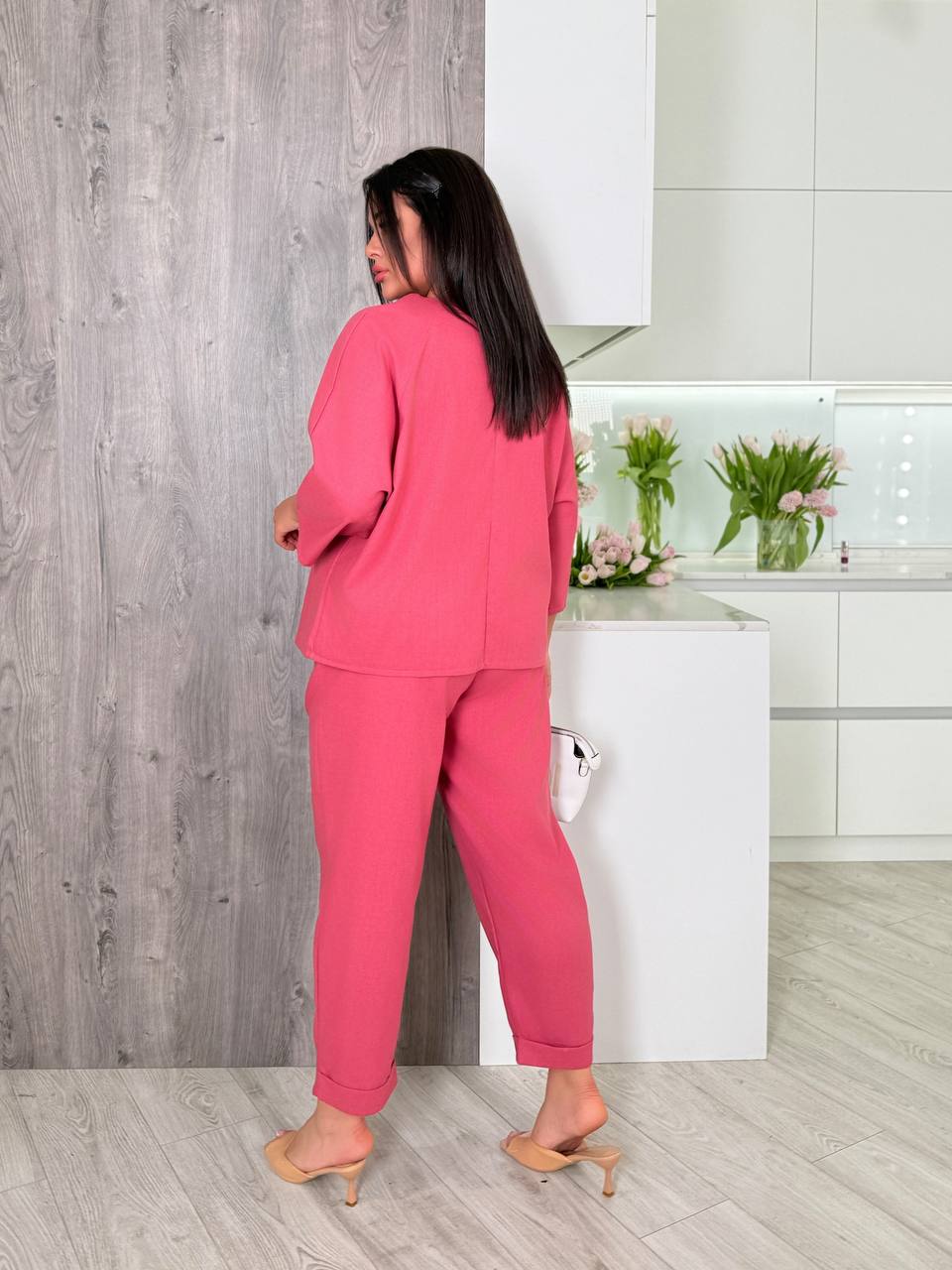 e26a3748-1623-11f0-8621-dee18ff4e8c0_1