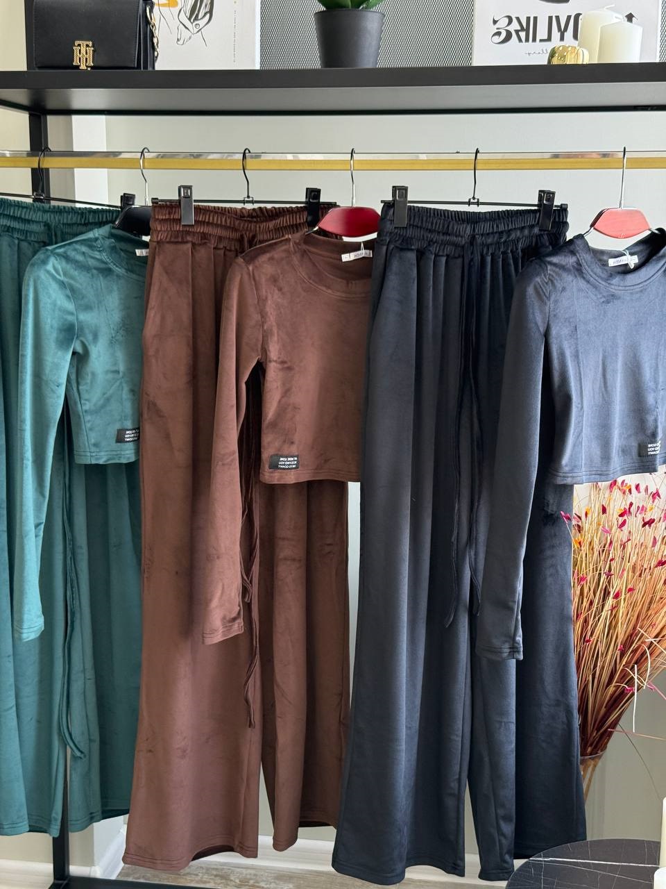 e289d018-794a-11f0-8624-dee18ff4e8c0_1