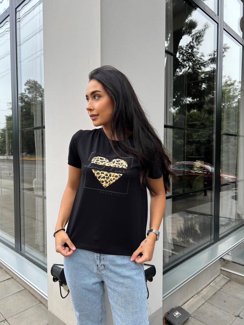 e2d3b791-19d9-11ee-ad00-166b0be12ee5_1