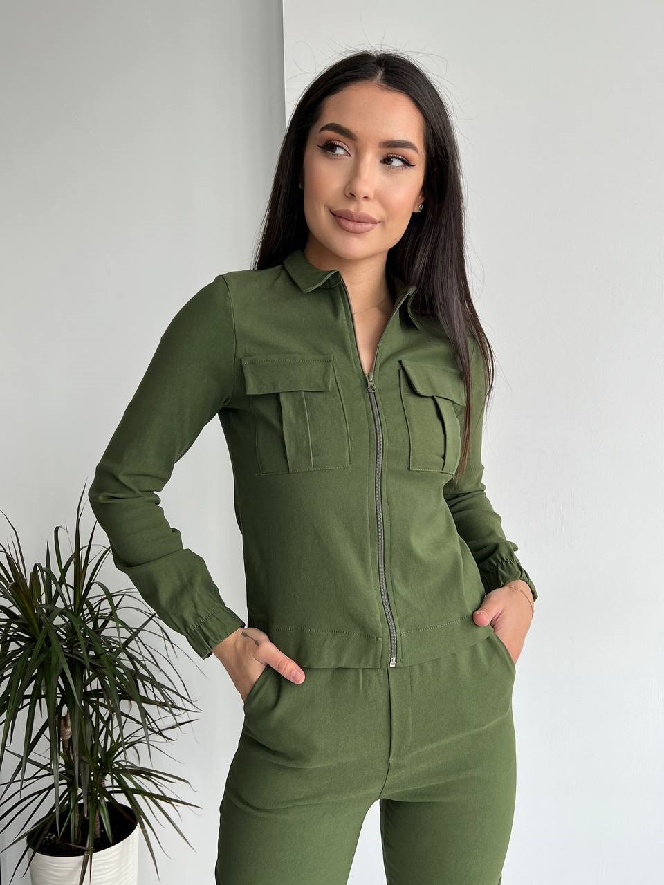 e2d3b7b4-19d9-11ee-ad00-166b0be12ee5_2