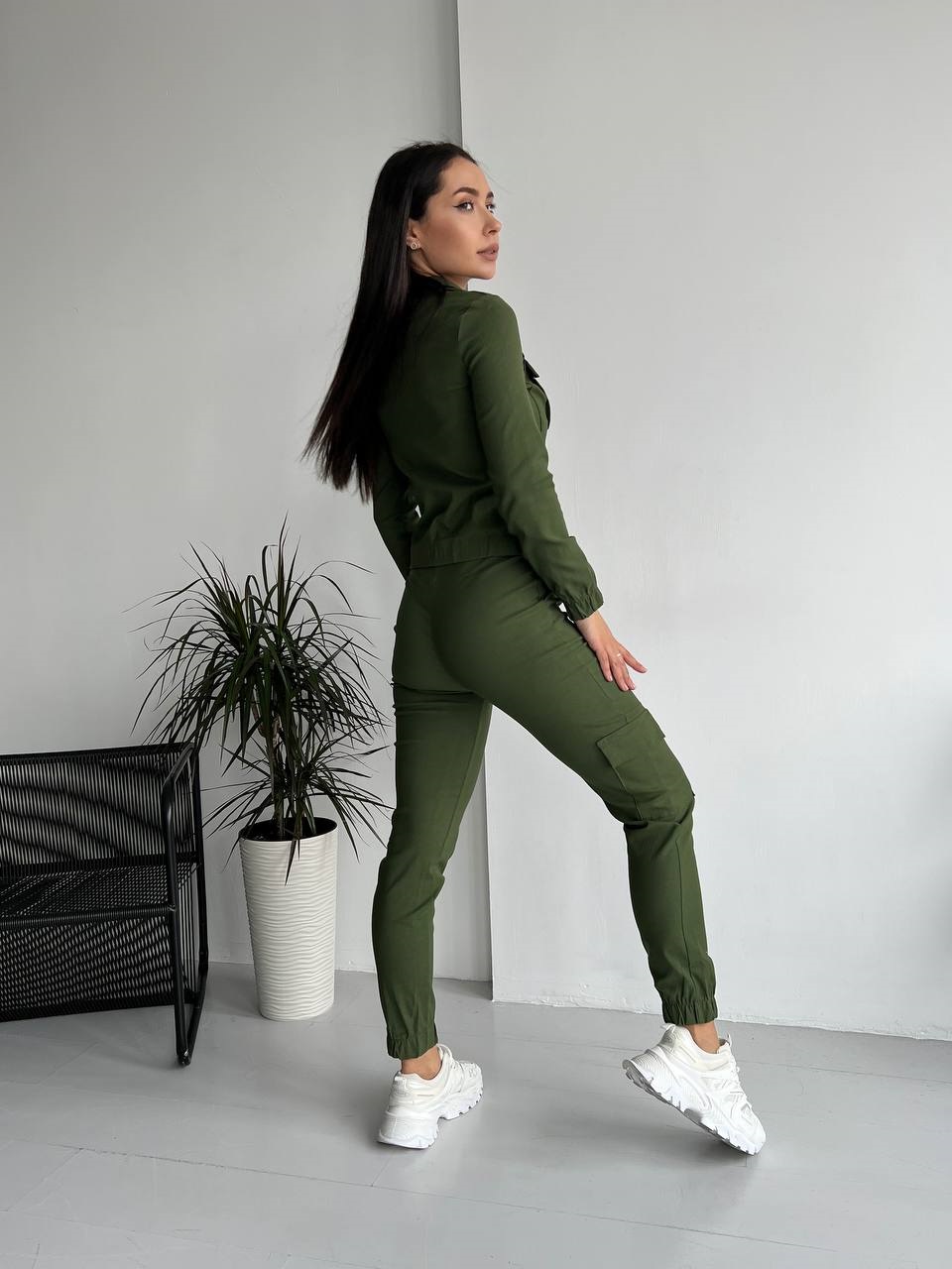 e2d3b7b4-19d9-11ee-ad00-166b0be12ee5_3