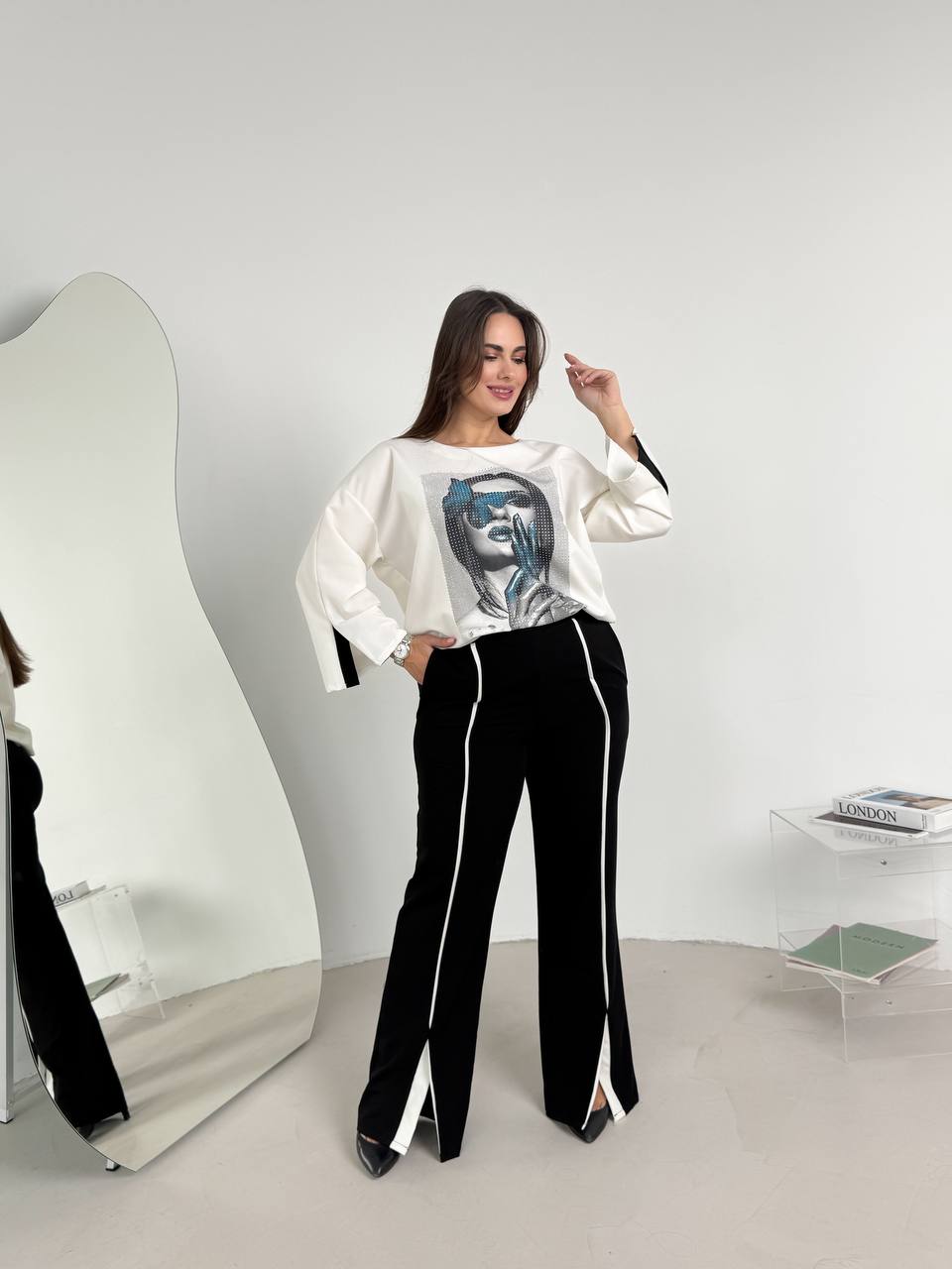 e306df84-ed29-11ef-8621-dee18ff4e8c0_1