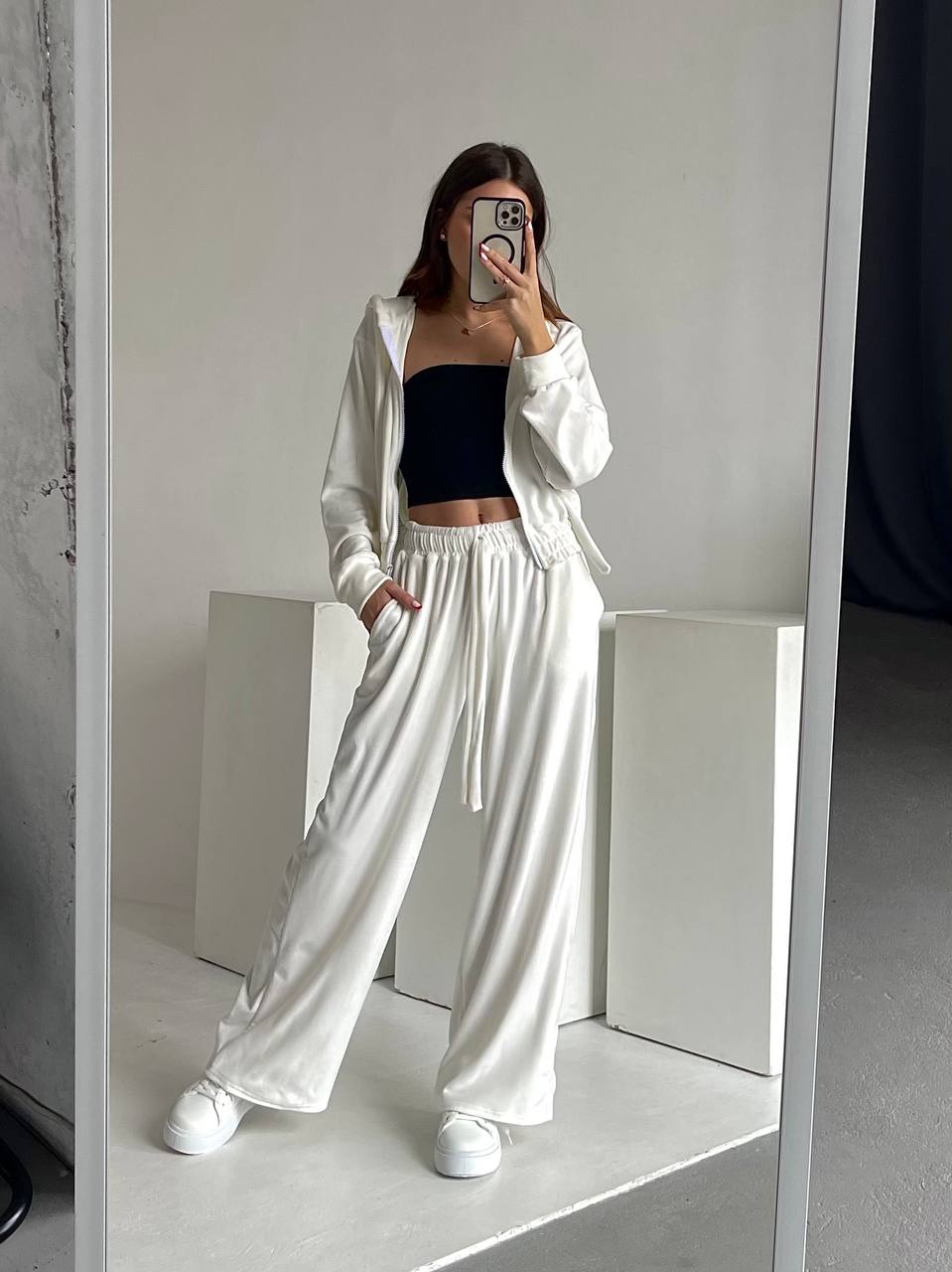 e306dfba-ed29-11ef-8621-dee18ff4e8c0_1