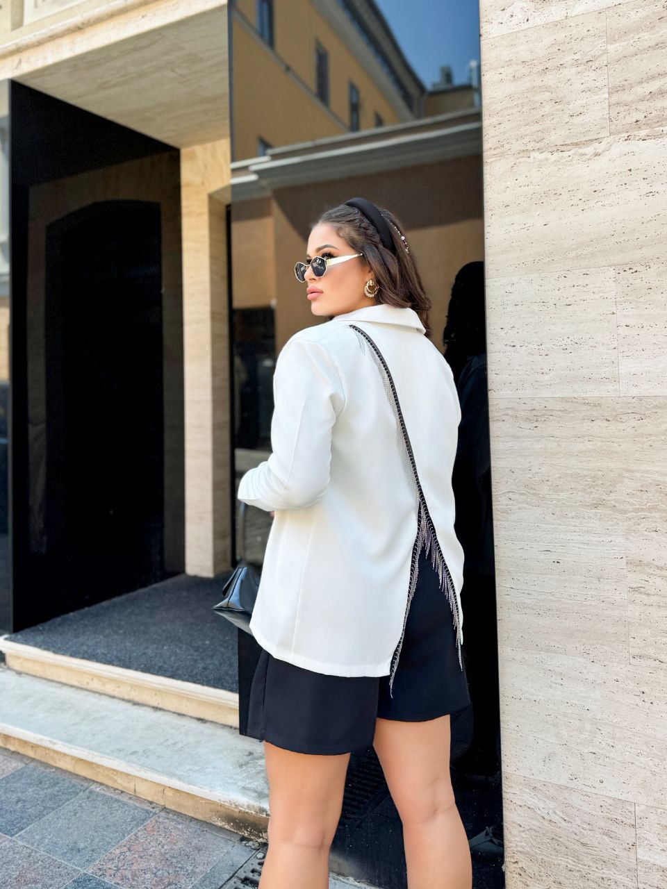 e3e5e3c3-67ef-11ef-861f-dee18ff4e8c0_0