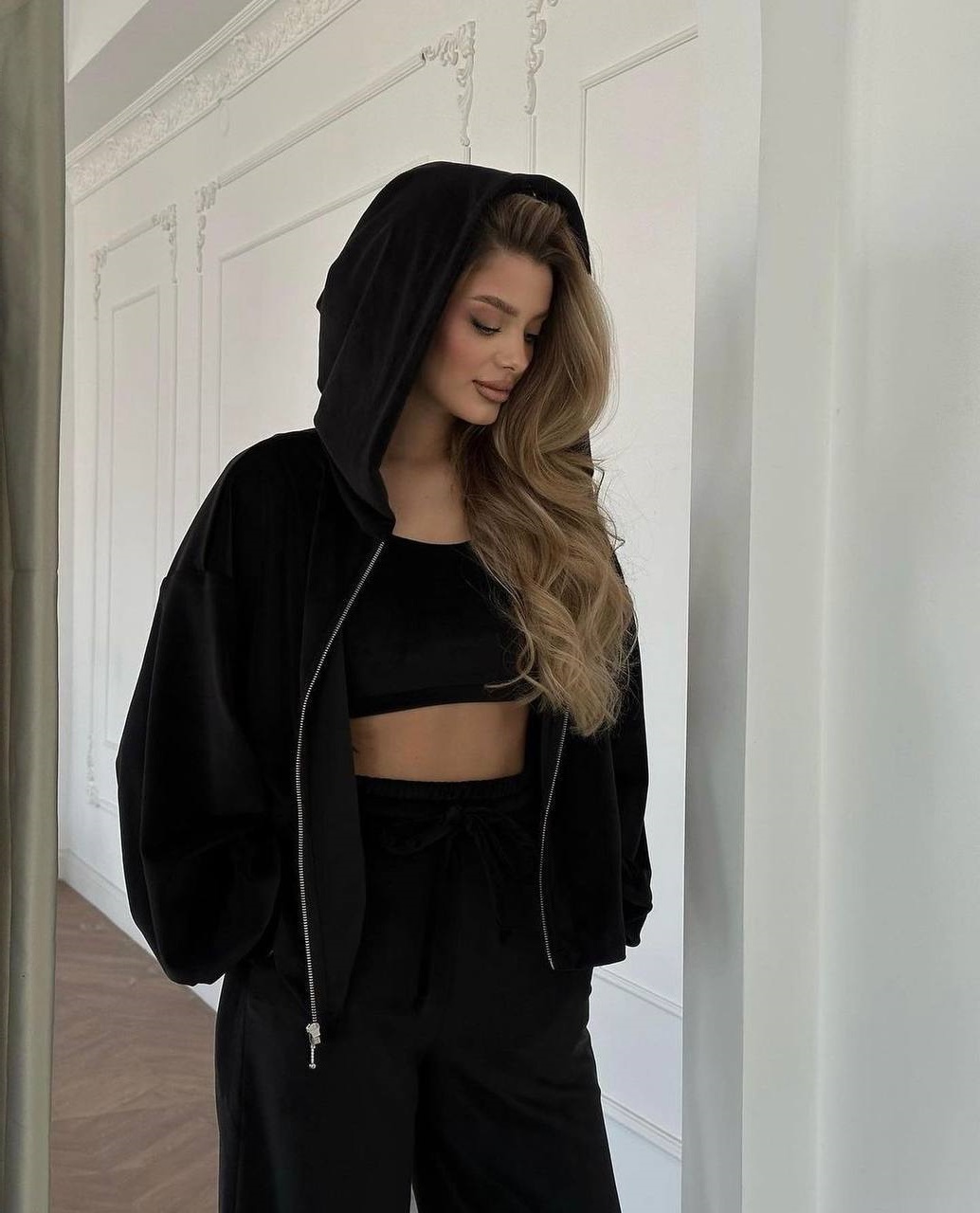 e4f7ab6c-ef8a-11ee-ad63-166b0be12ee5_1