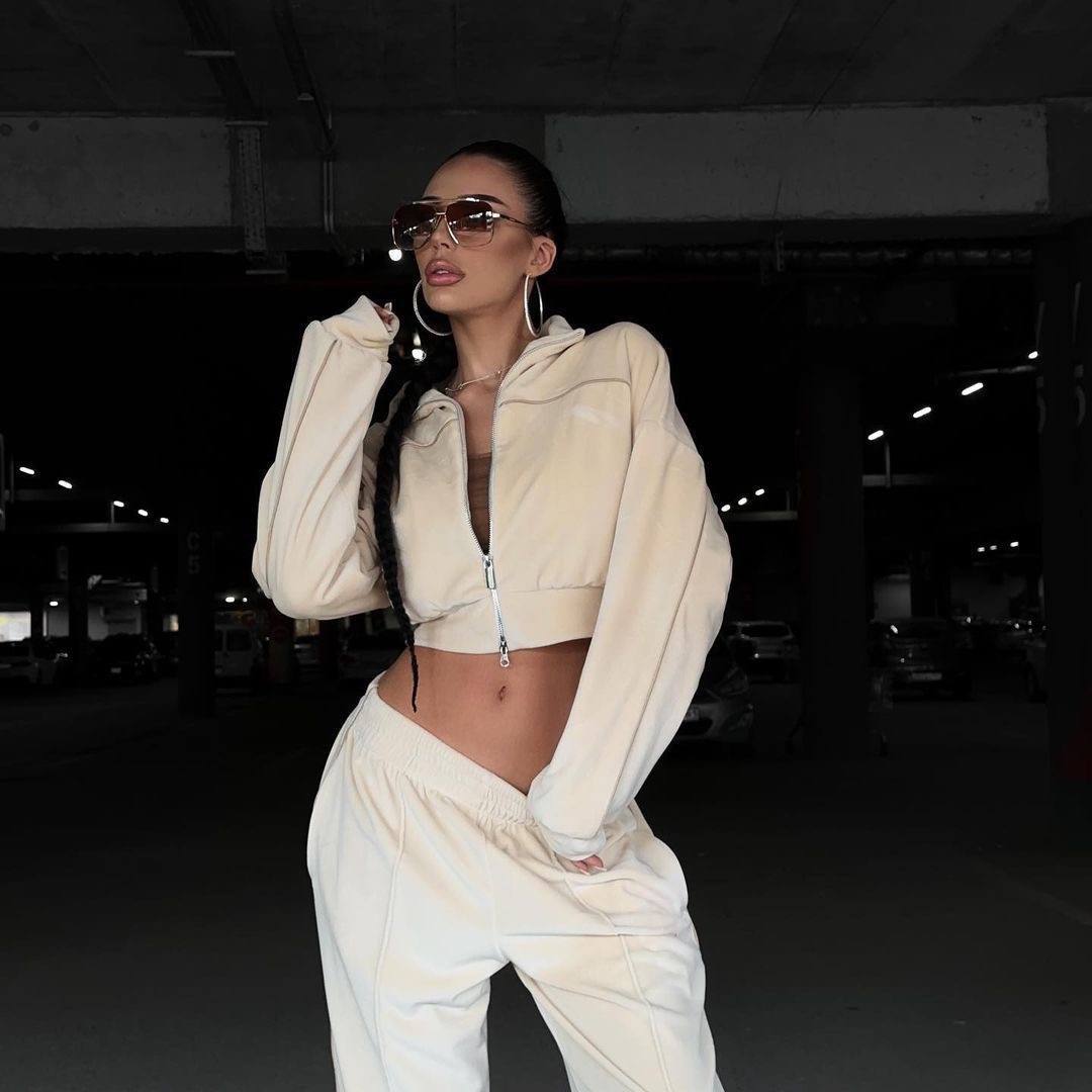 e58bcf94-d8fc-11ef-8621-dee18ff4e8c0_3