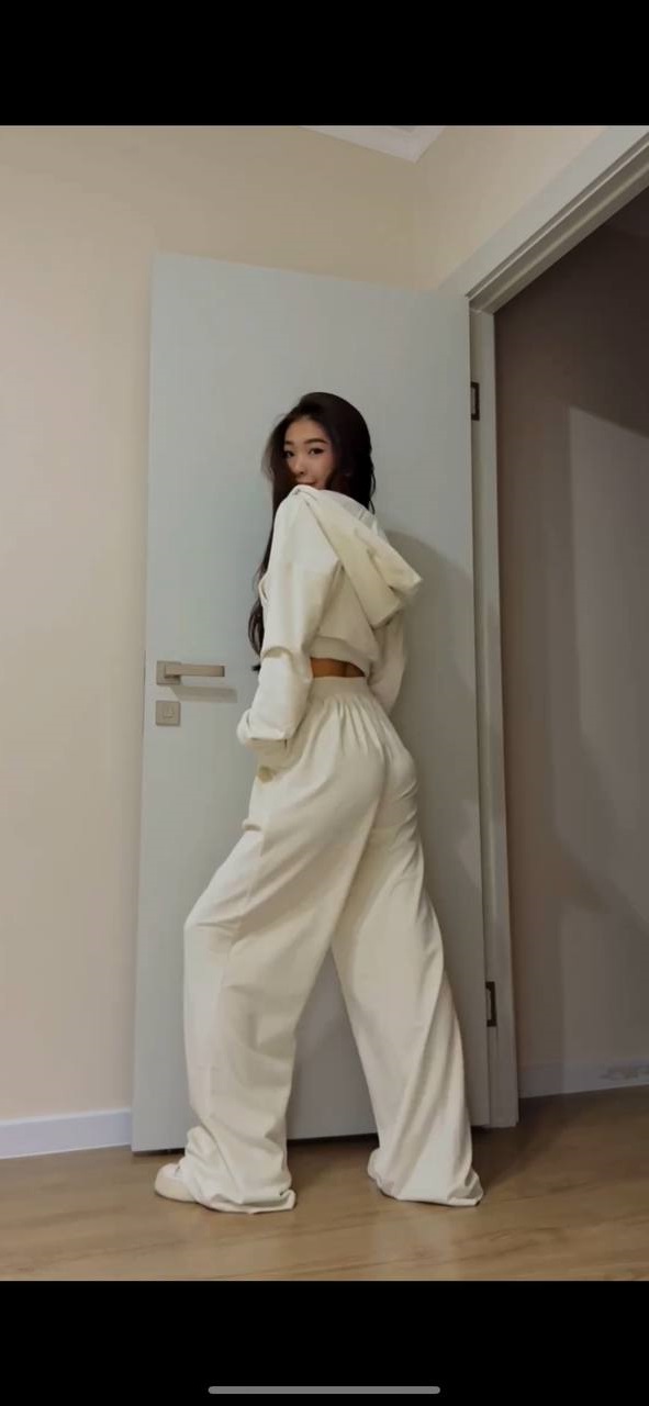 e58bcfba-d8fc-11ef-8621-dee18ff4e8c0_1