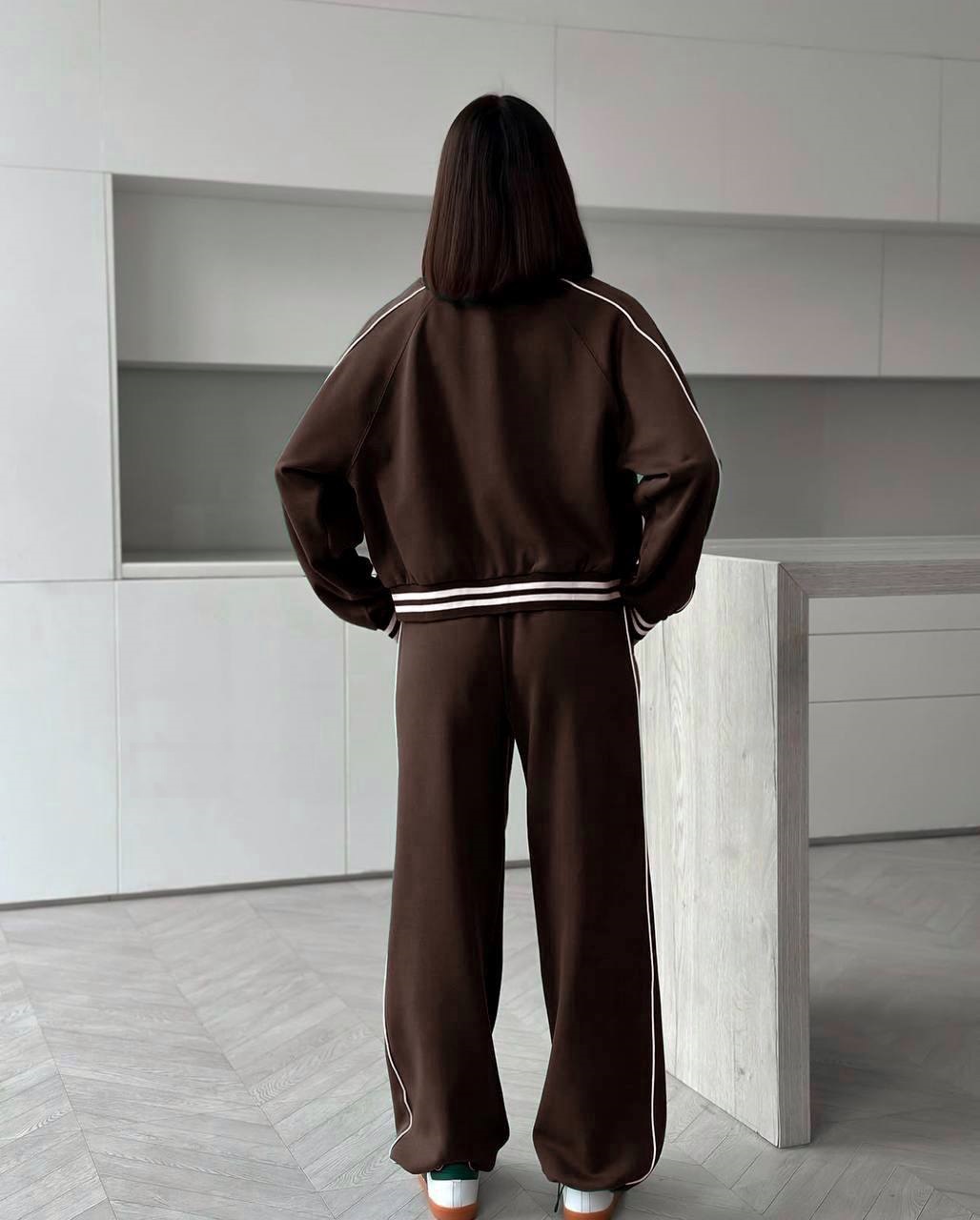 e5b1fd8d-76de-11f0-8624-dee18ff4e8c0_1