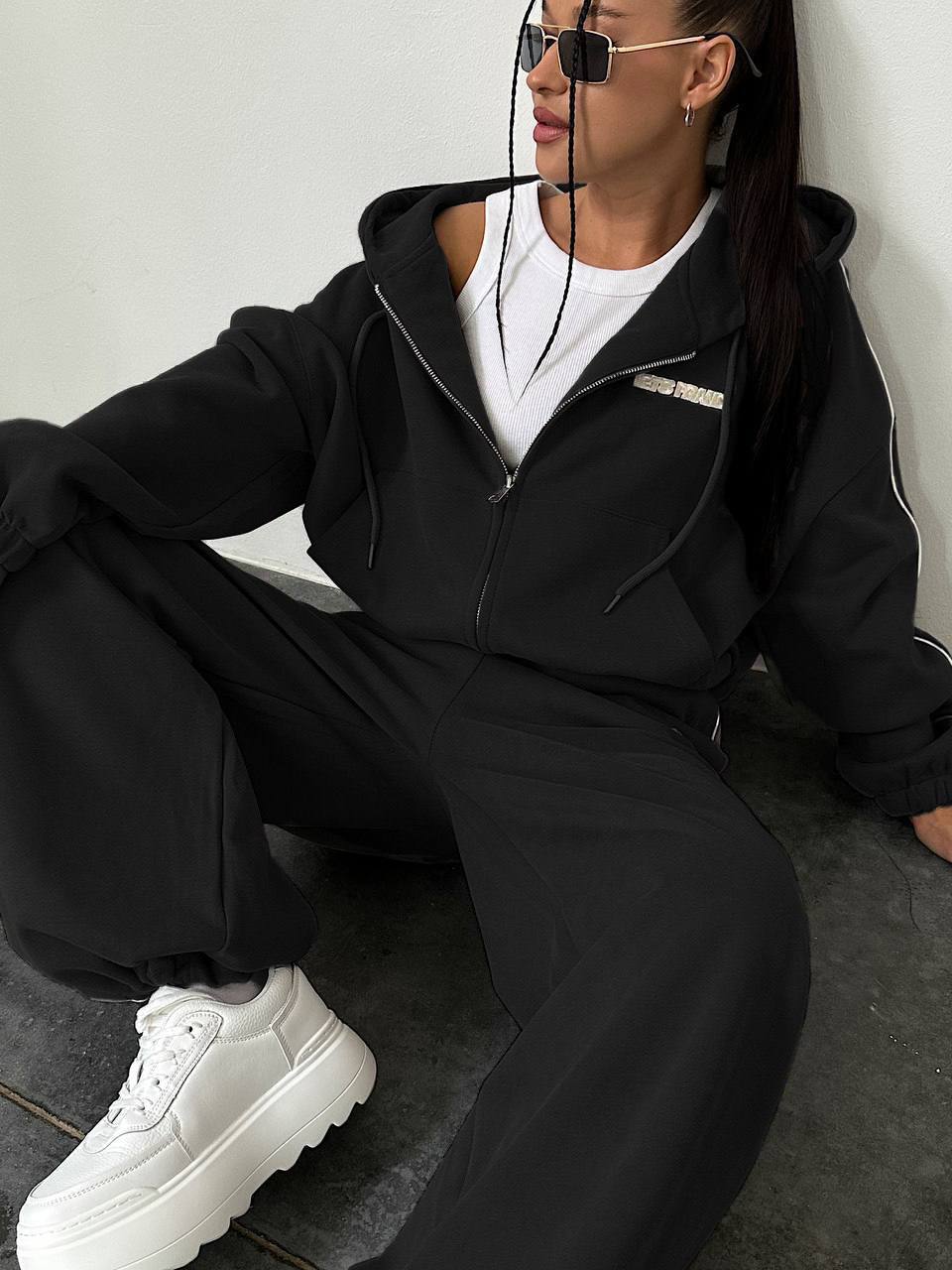 e5b1fda3-76de-11f0-8624-dee18ff4e8c0_2