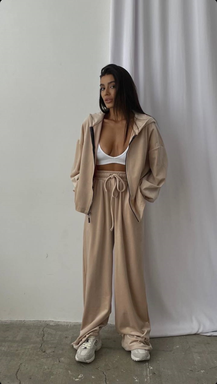 e5c4e161-3094-11ee-ad04-166b0be12ee5_0