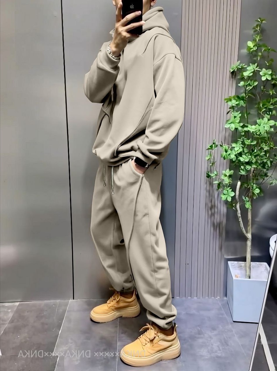 e7c9966f-f3d2-11ef-8621-dee18ff4e8c0_1