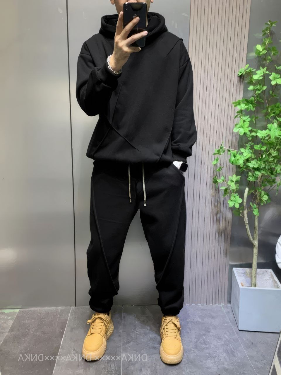 e7c99678-f3d2-11ef-8621-dee18ff4e8c0_0