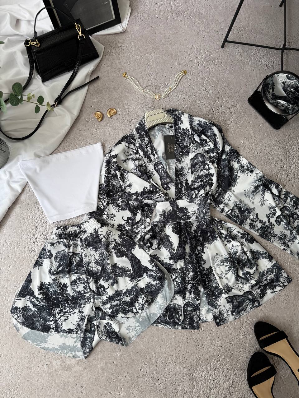 e8b9111c-5aa5-11f0-8622-dee18ff4e8c0_0