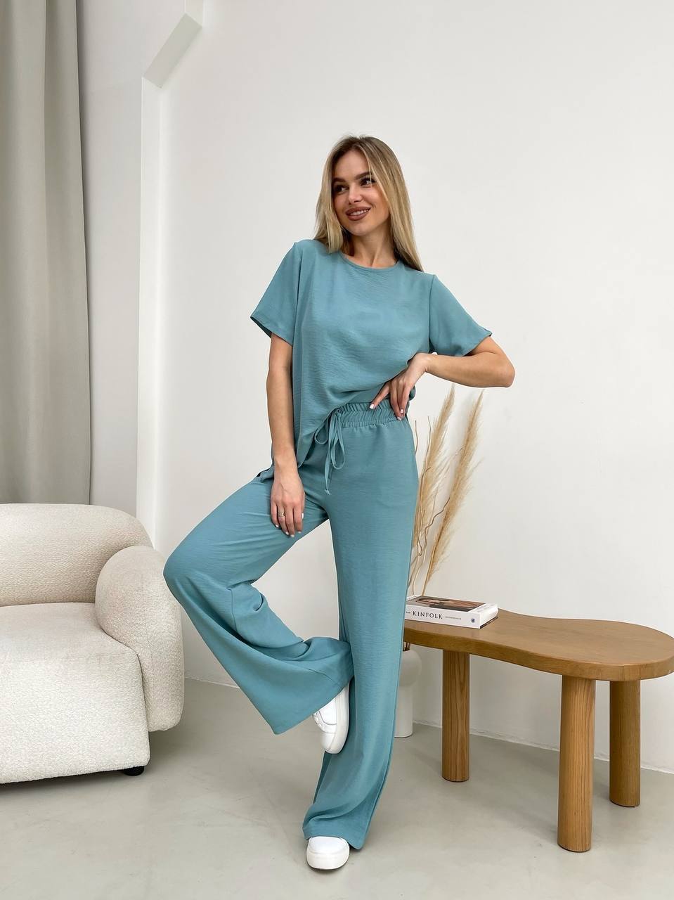 e8da2e17-1eaa-11f0-8621-dee18ff4e8c0_2