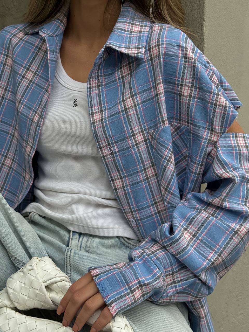 e901f302-42ed-11f0-8622-dee18ff4e8c0_2