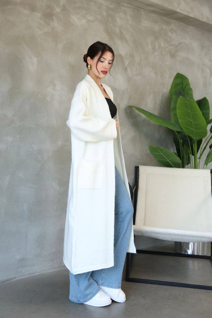 ead4b189-6dba-11f0-8624-dee18ff4e8c0_1